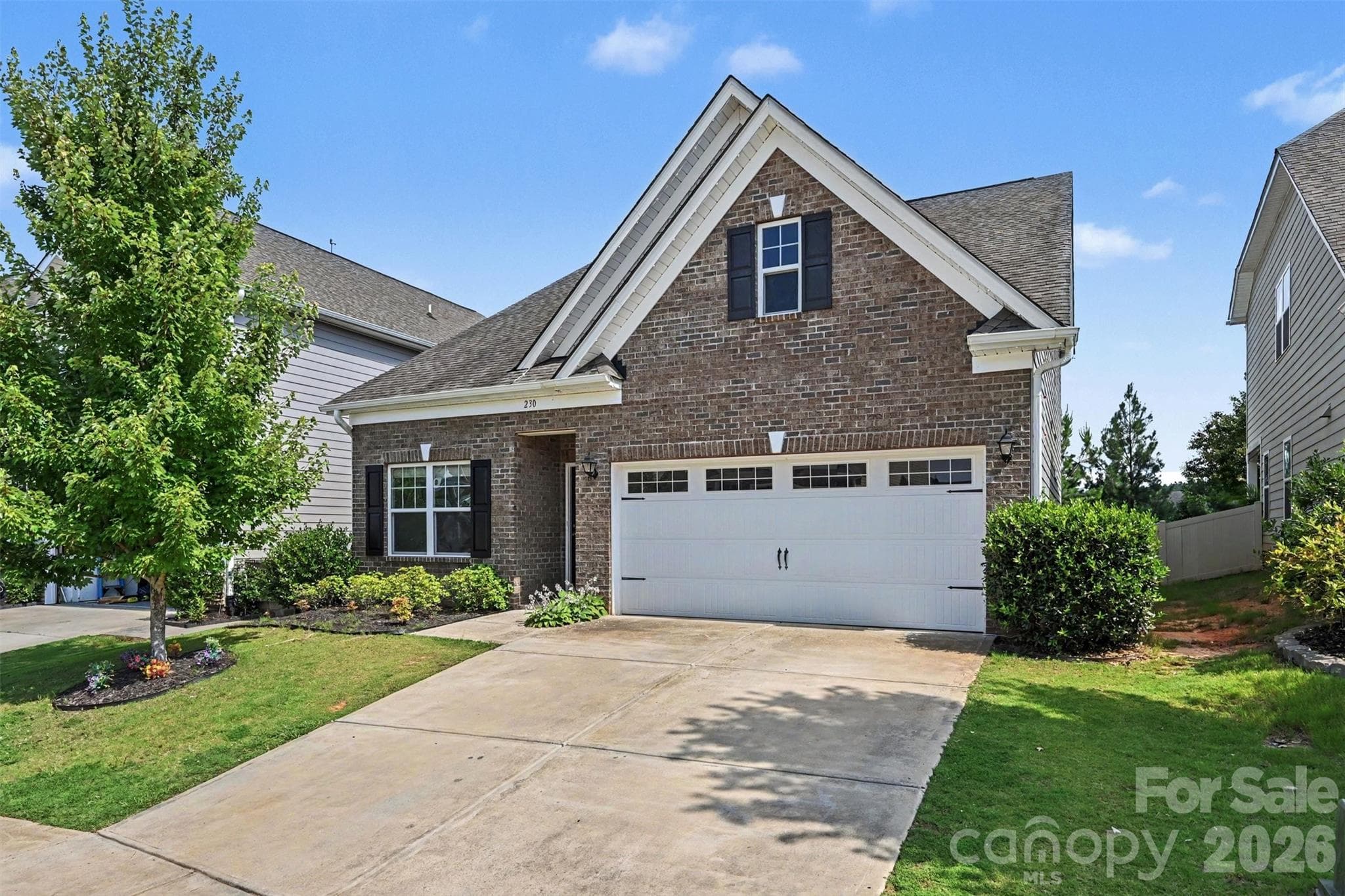 Single Family Residence at 230 Sycamore Drive, Lancaster, photo 28 of 37