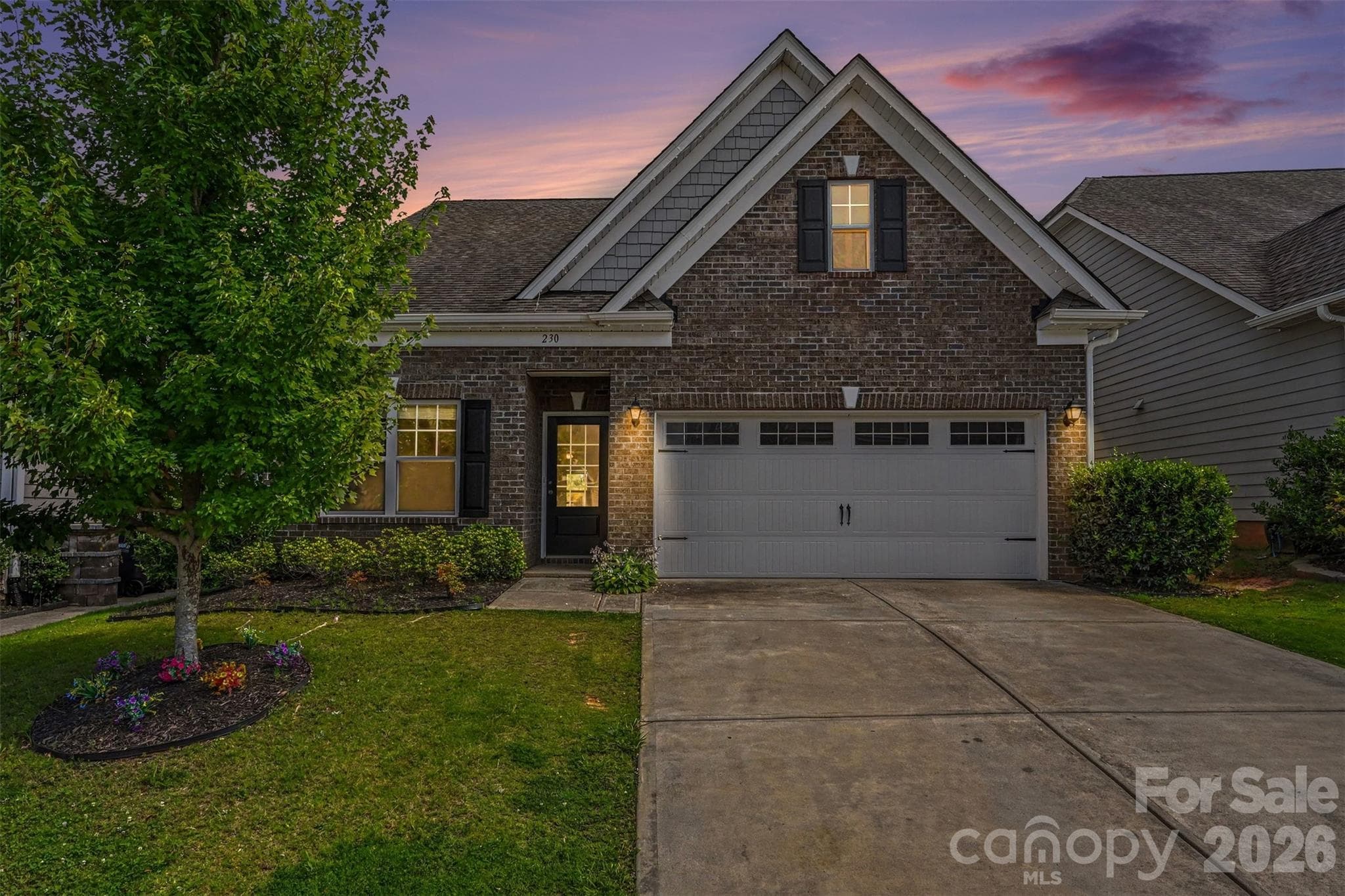 Single Family Residence at 230 Sycamore Drive, Lancaster, photo 29 of 37