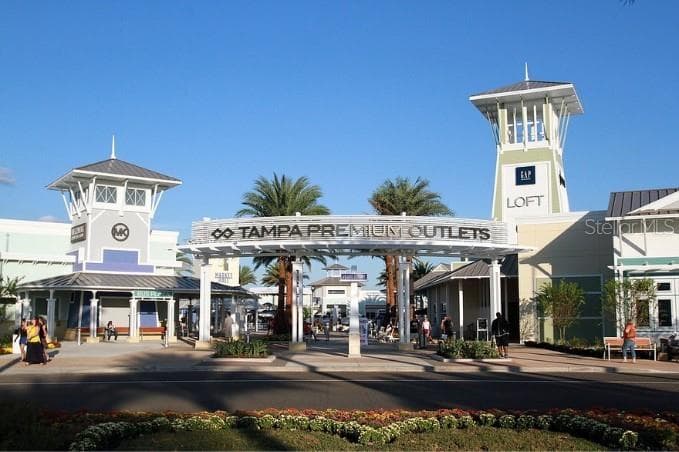 Close to Wiregrass Outlets - 21246 QUIET HAVEN CT, LAND O LAKES