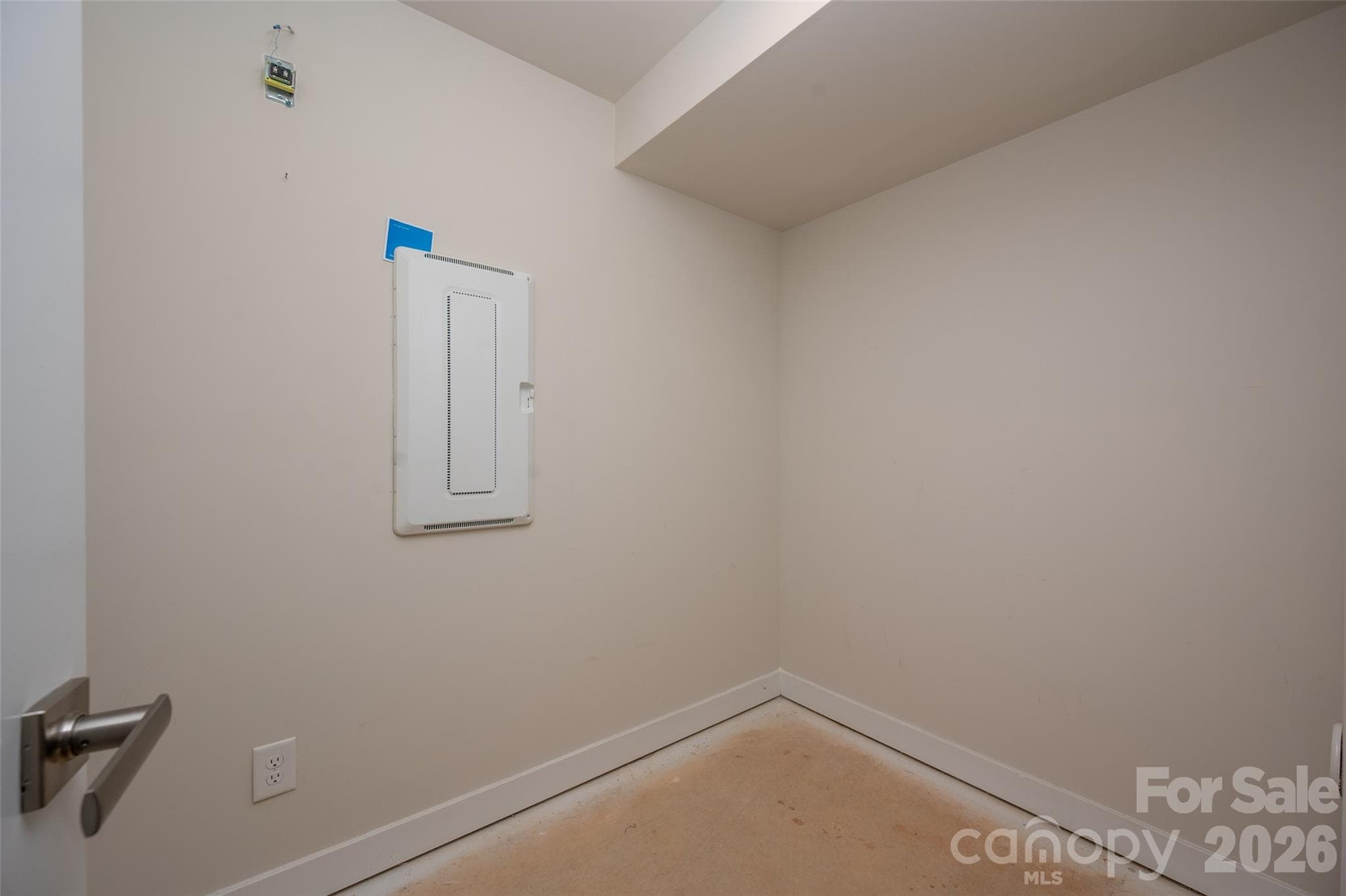 Townhouse at 2025 Birchside Drive, Charlotte, photo 37 of 40