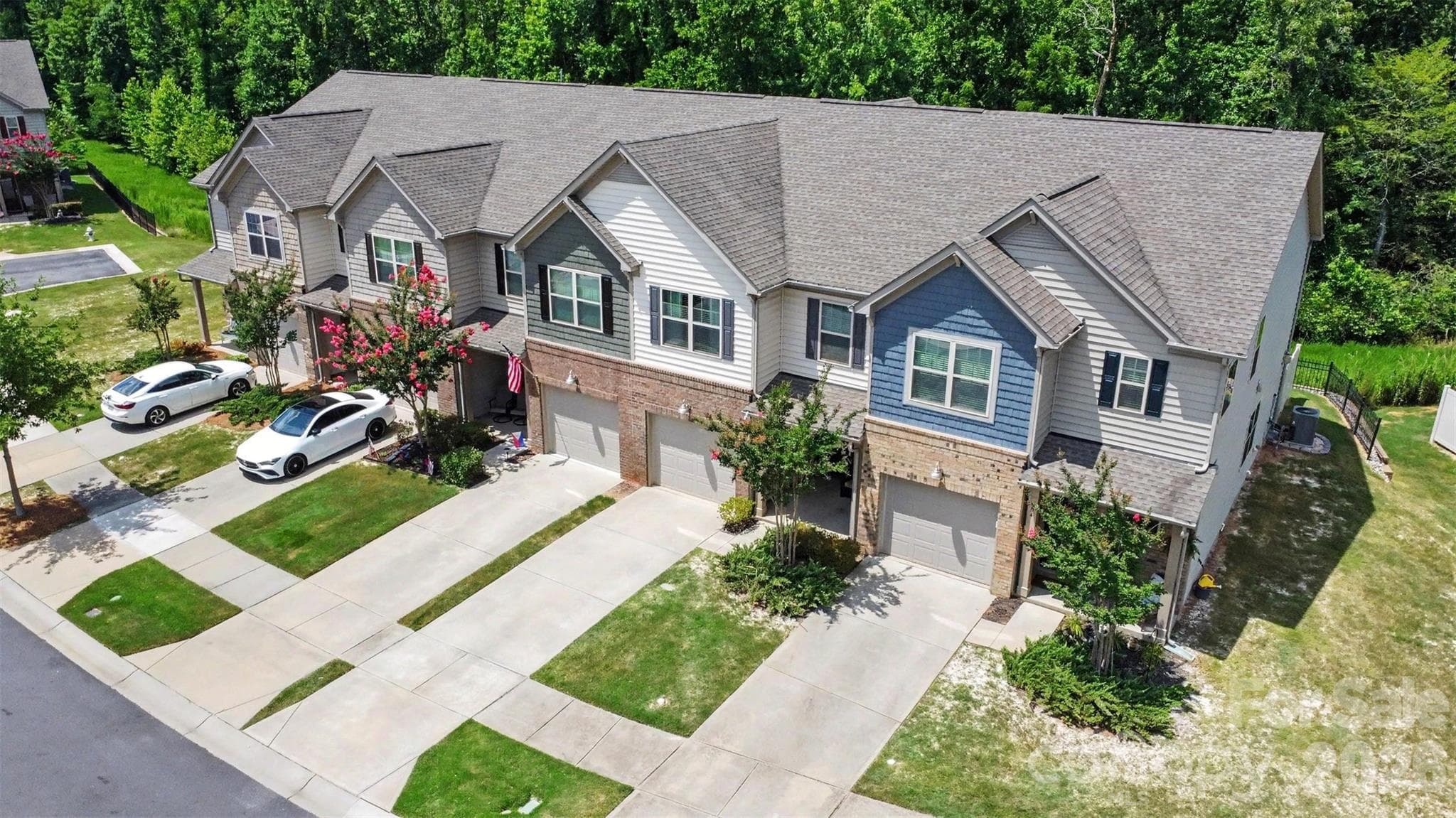 Townhouse at 306 Ascot Run Way, Fort Mill, photo 3 of 32