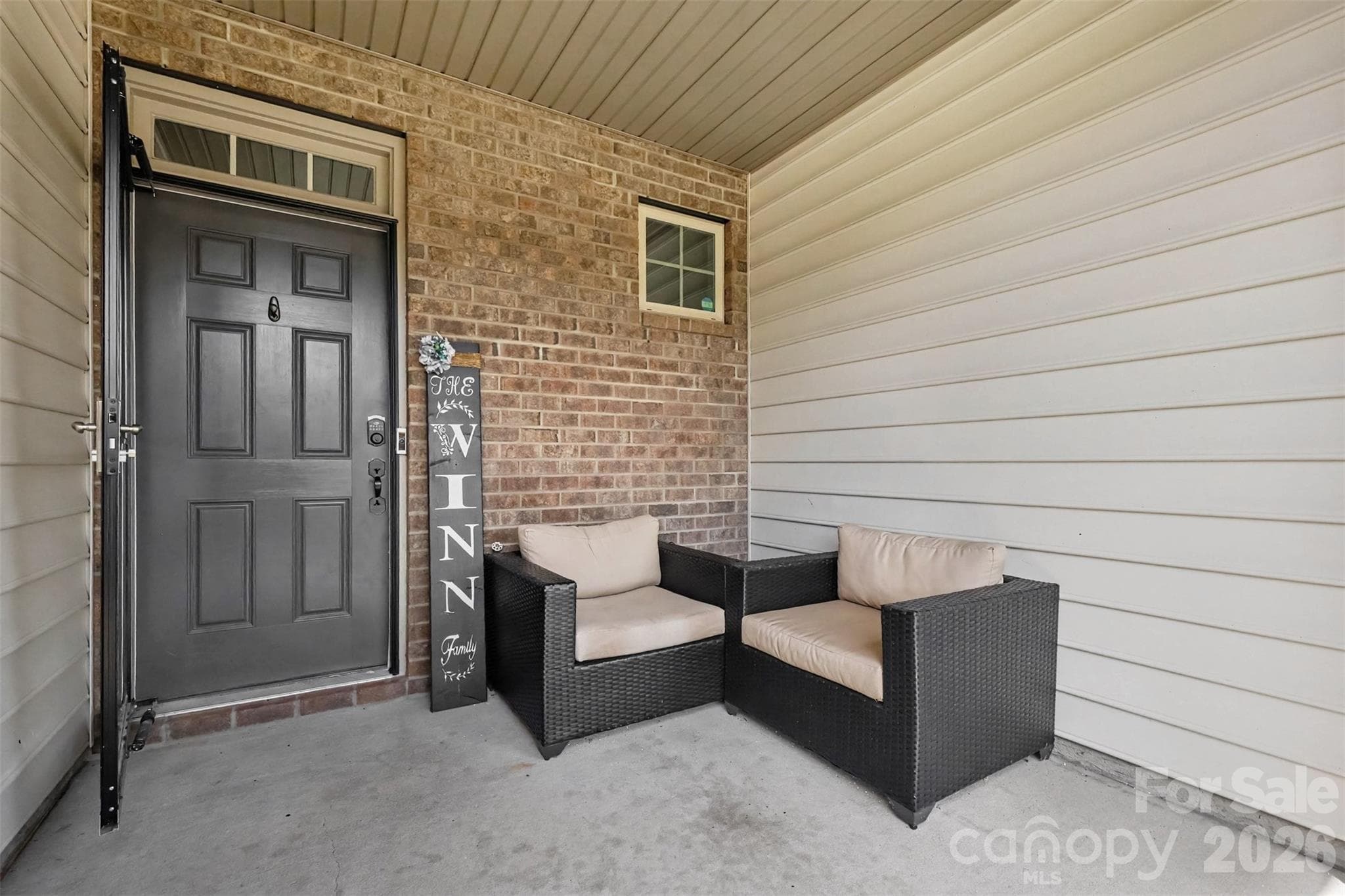 Townhouse at 306 Ascot Run Way, Fort Mill, photo 4 of 32