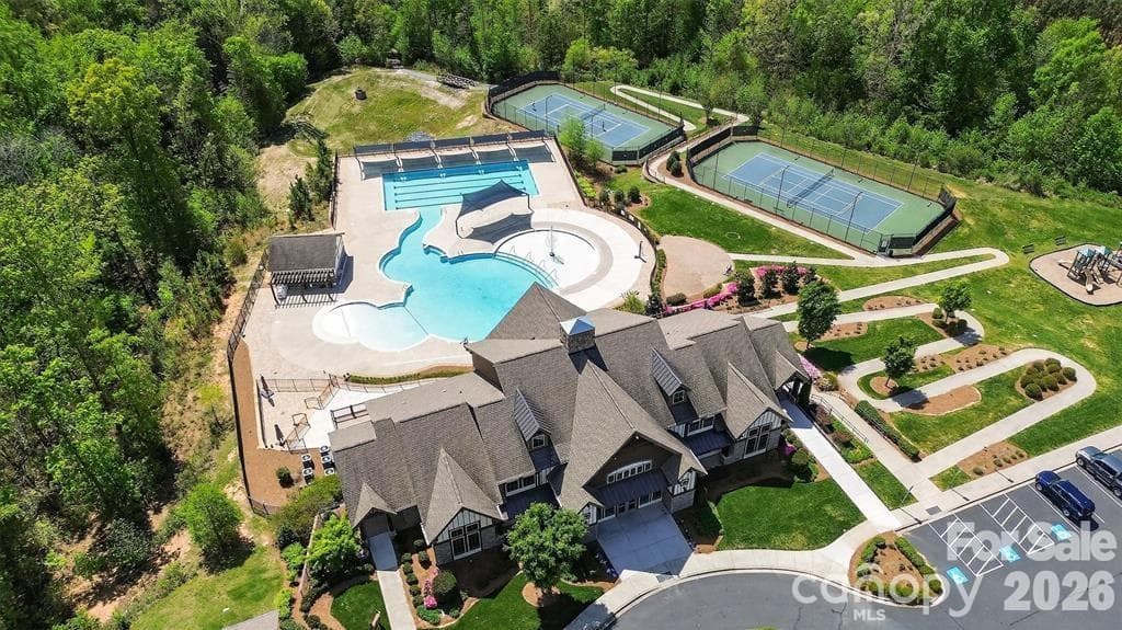 Townhouse at 306 Ascot Run Way, Fort Mill, photo 30 of 32