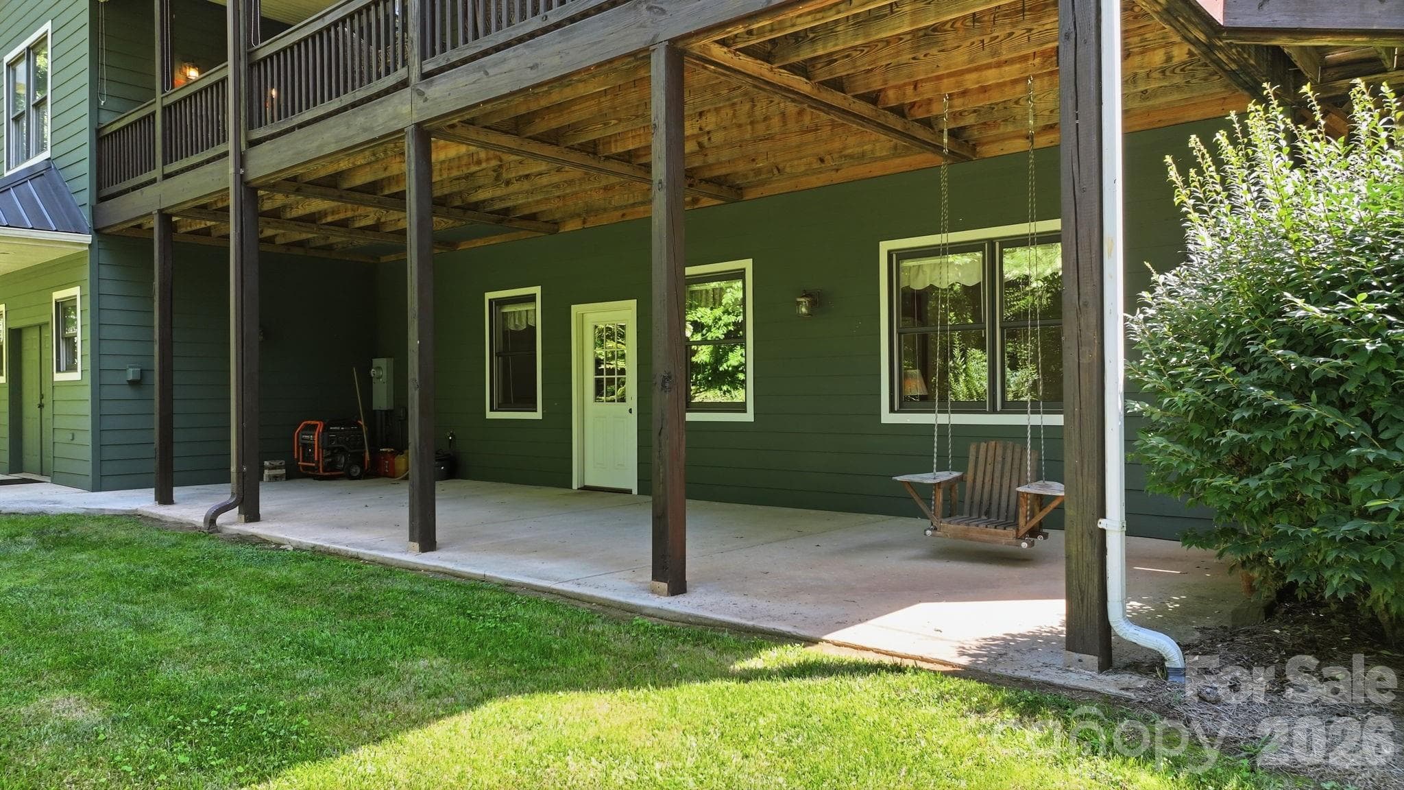Single Family Residence at 121 Forest Run Rd Forest Run Road, Whittier, photo 5 of 45