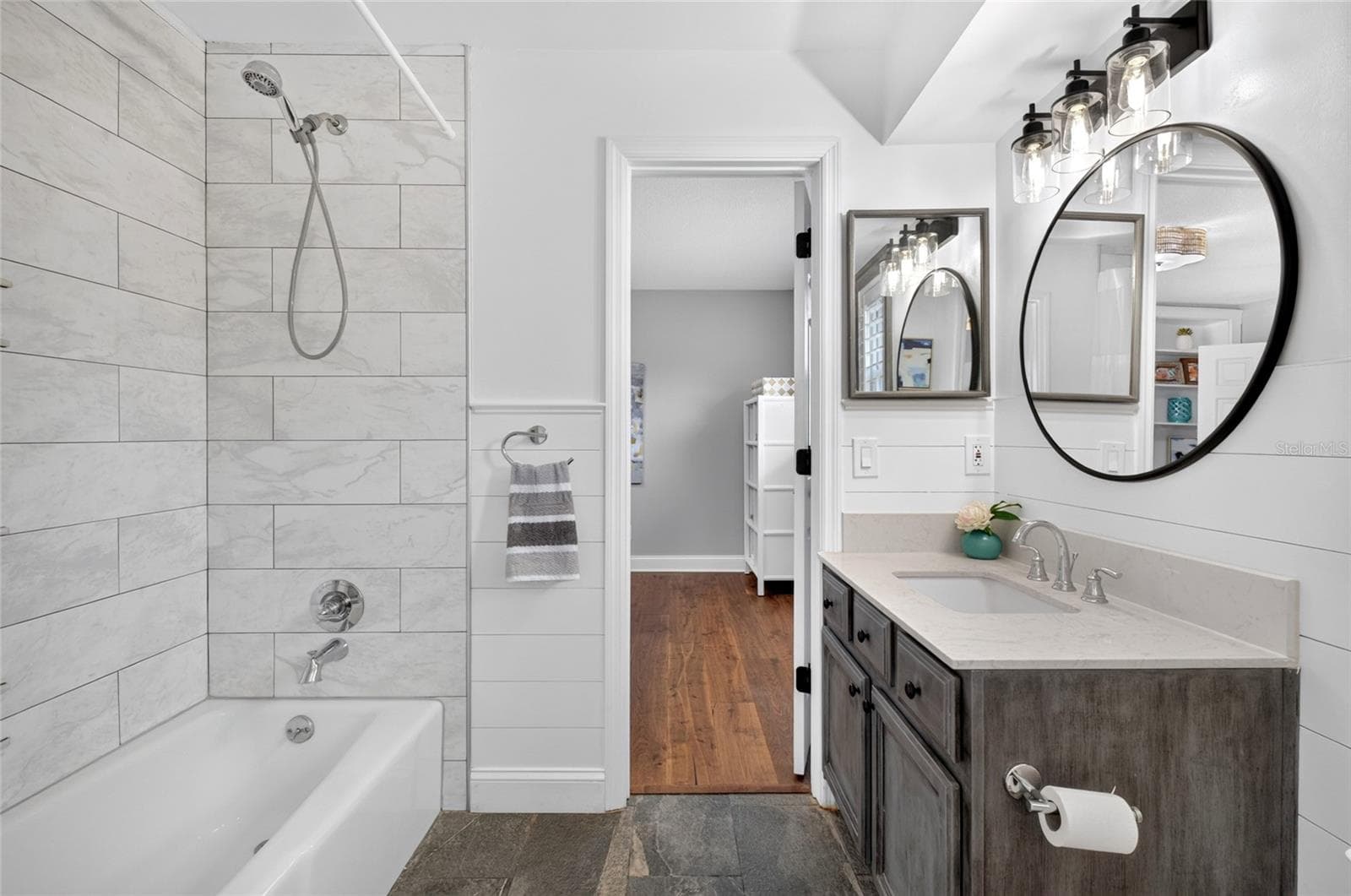 Bath 2 - 722 S RANGER BLVD, WINTER PARK
