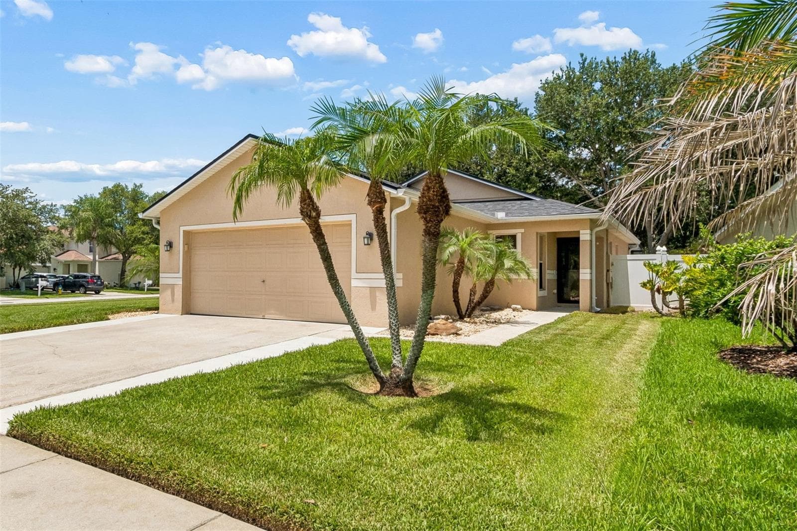 Single Family Residence at 32323 FISH HOOK LOOP, WESLEY CHAPEL, photo 2 of 76