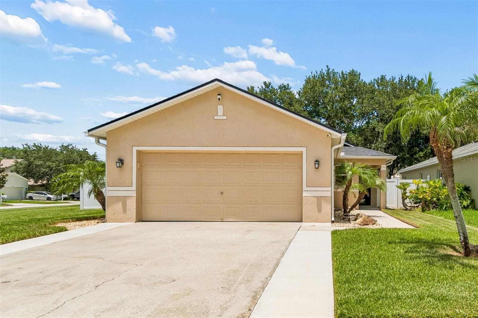 Single Family Residence at 32323 FISH HOOK LOOP, WESLEY CHAPEL, photo 5 of 76