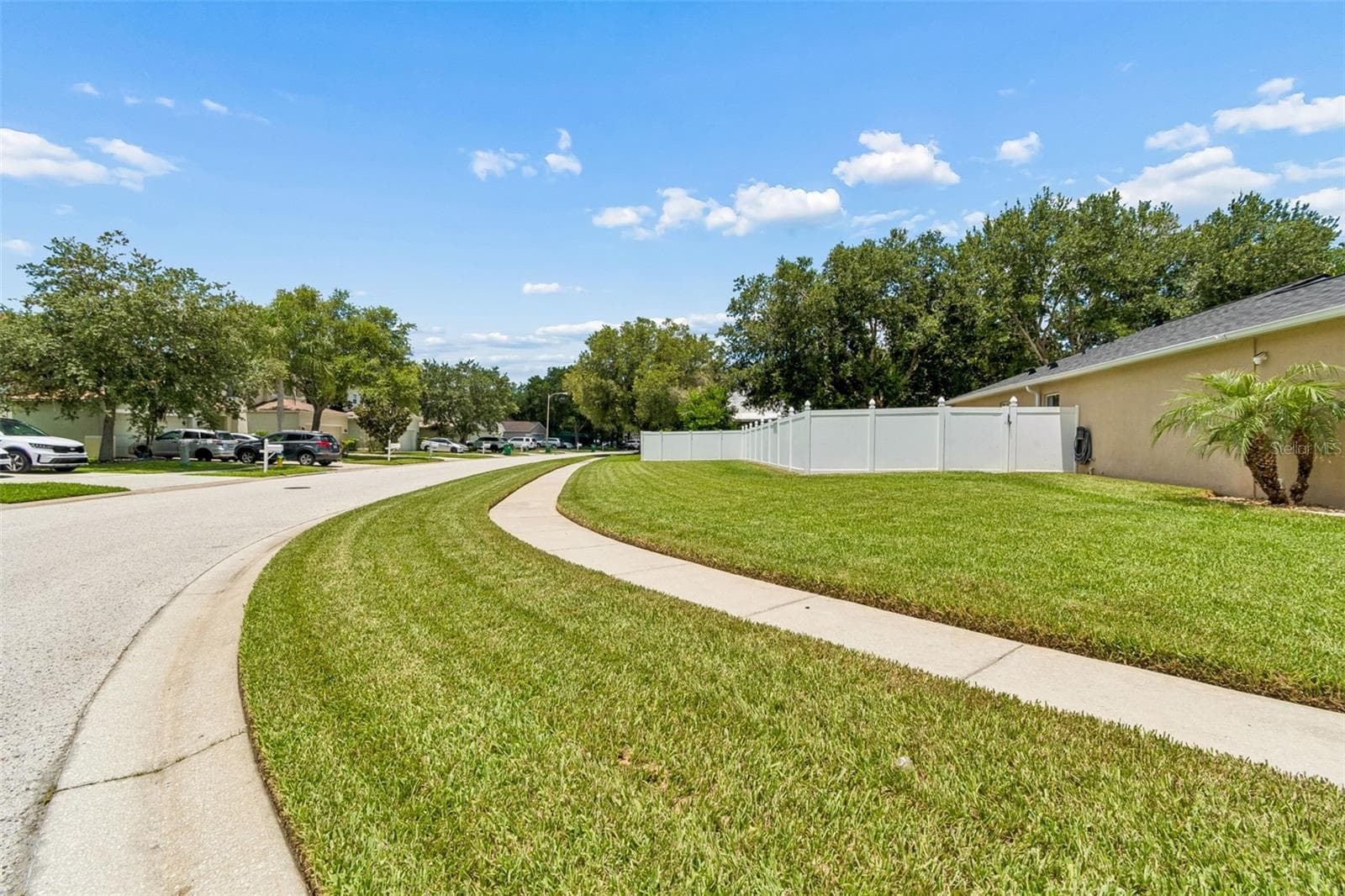 Single Family Residence at 32323 FISH HOOK LOOP, WESLEY CHAPEL, photo 7 of 76