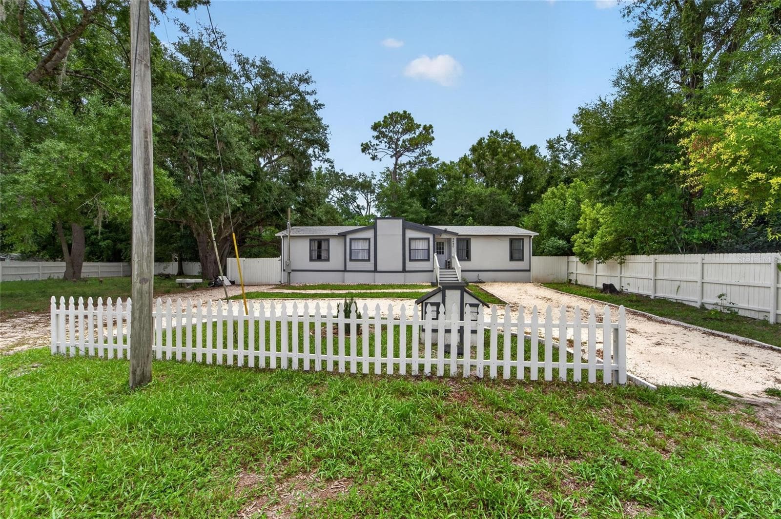 Manufactured Home at 9690 JEROME DR, NEW PORT RICHEY, photo 6 of 59