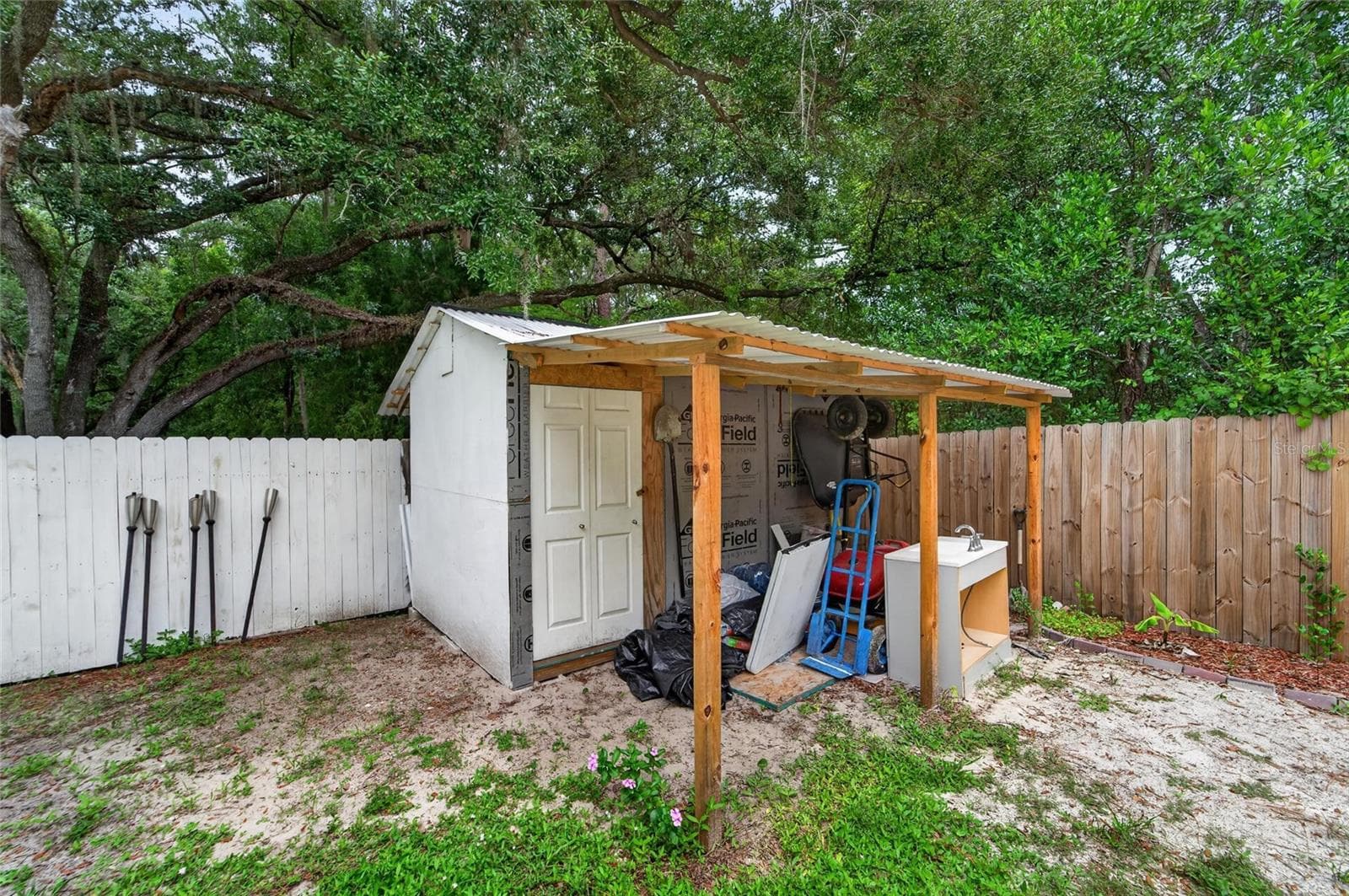 Manufactured Home at 9690 JEROME DR, NEW PORT RICHEY, photo 14 of 59