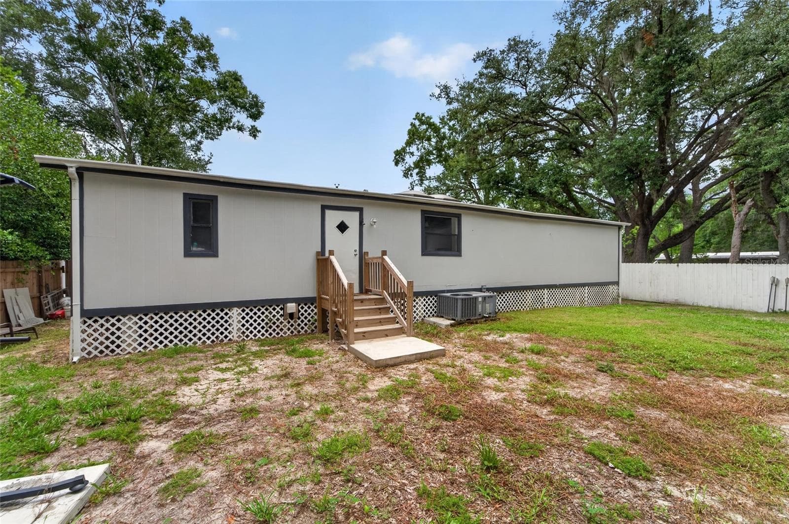 Manufactured Home at 9690 JEROME DR, NEW PORT RICHEY, photo 17 of 59