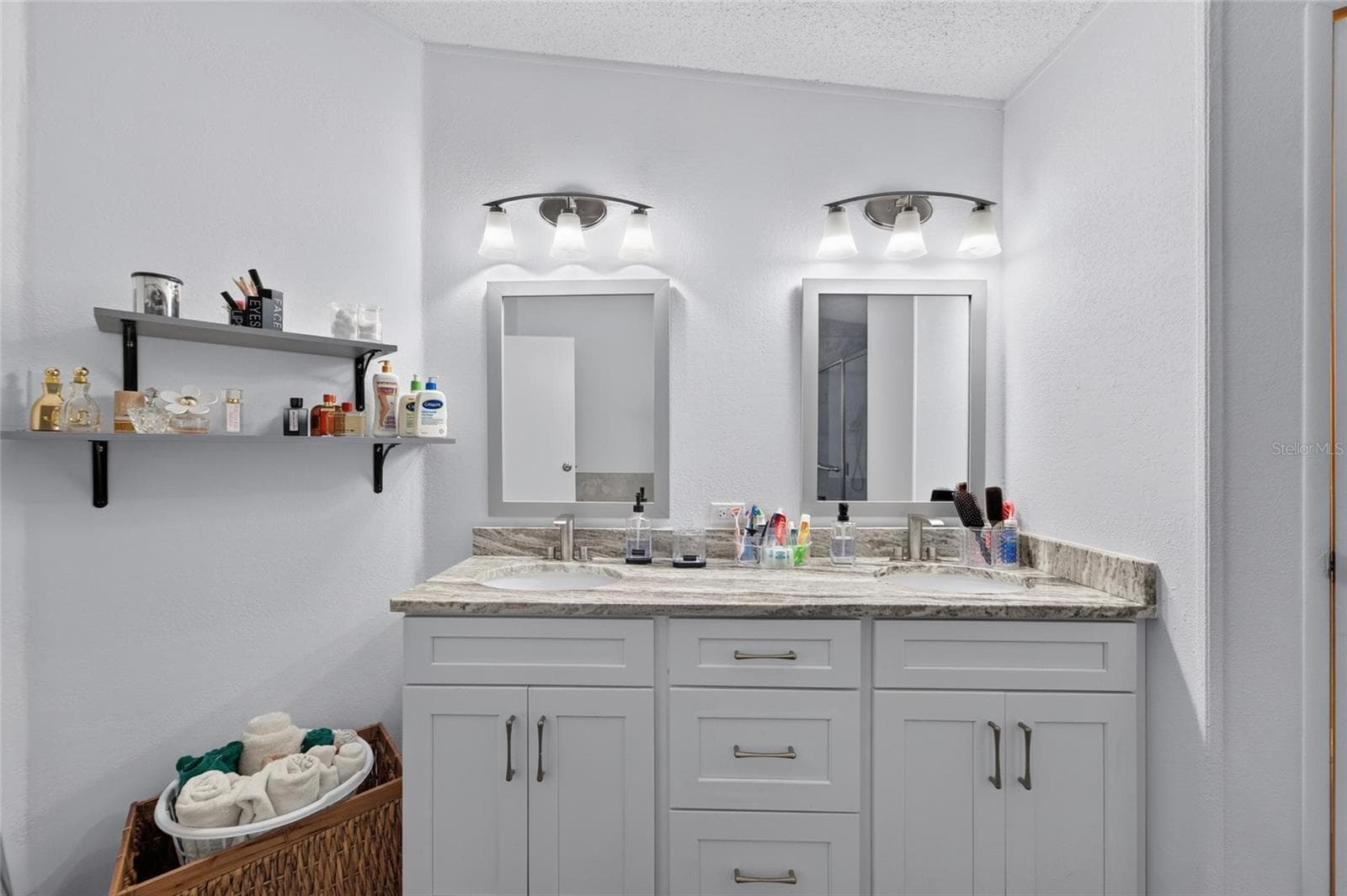 Manufactured Home at 9690 JEROME DR, NEW PORT RICHEY, photo 44 of 59