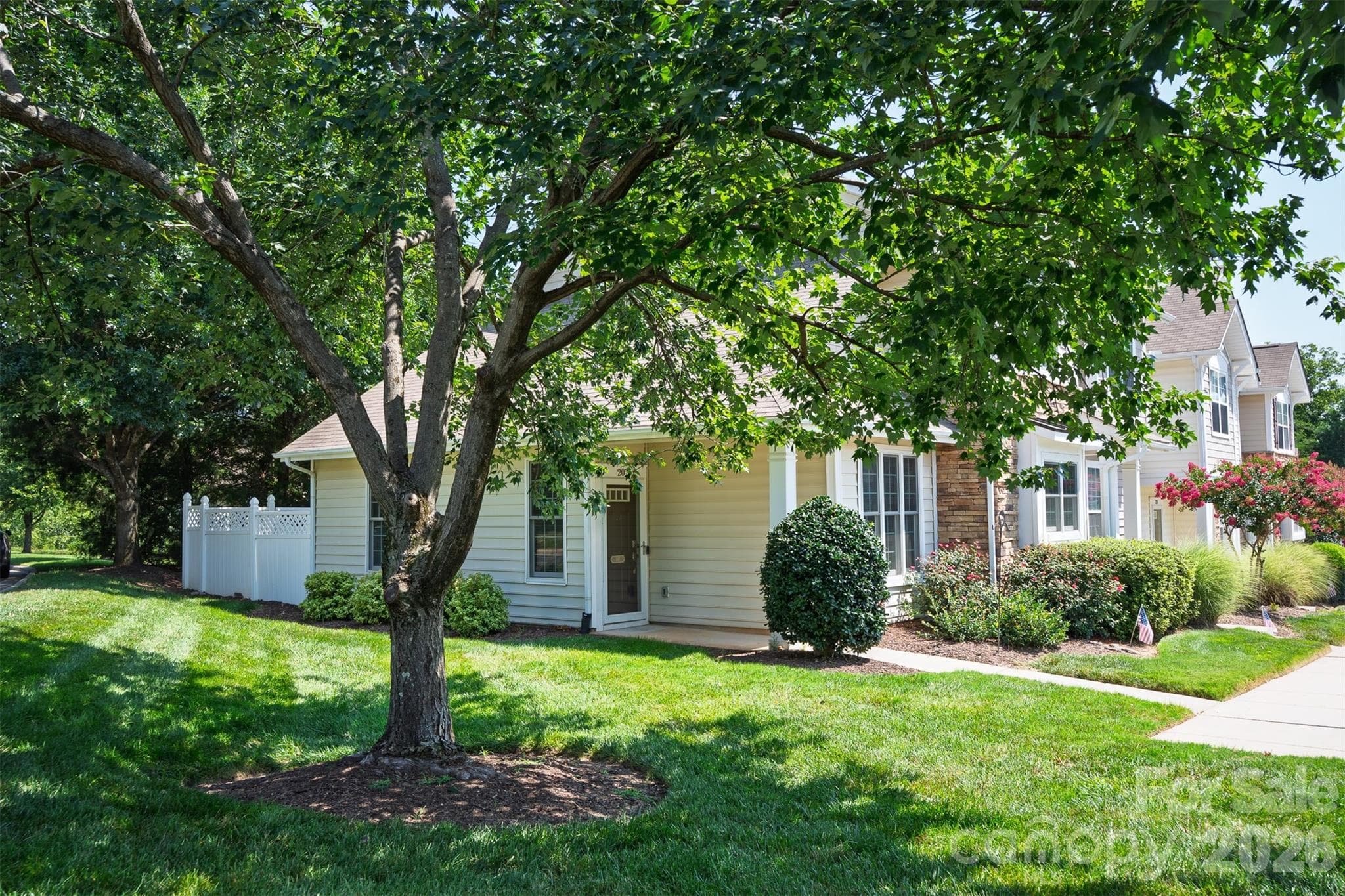 Townhouse at 207 Dawn Mist Lane, Fort Mill, photo 35 of 38