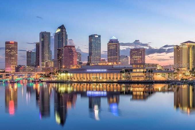 3 Miles from Downtown Tampa - 4109 N SEMINOLE AVE, TAMPA