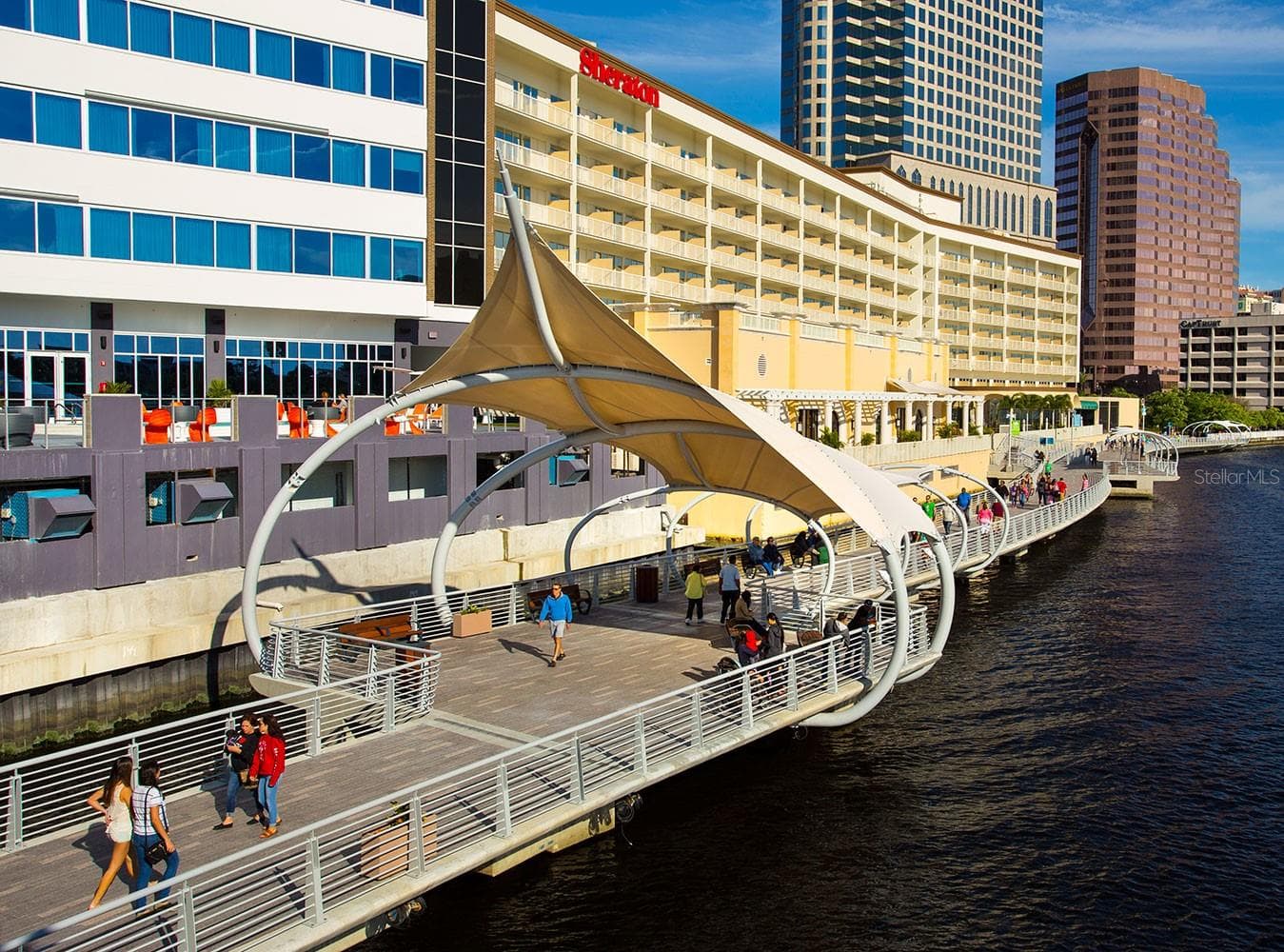 3 Miles to Downtown and Riverwalk - 4109 N SEMINOLE AVE, TAMPA