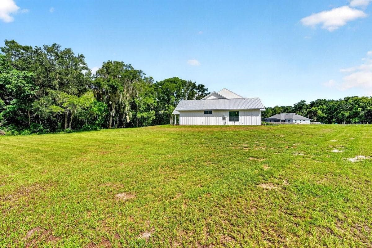 Single Family Residence at 1624 GREENS DAIRY RD, DELAND, photo 5 of 66