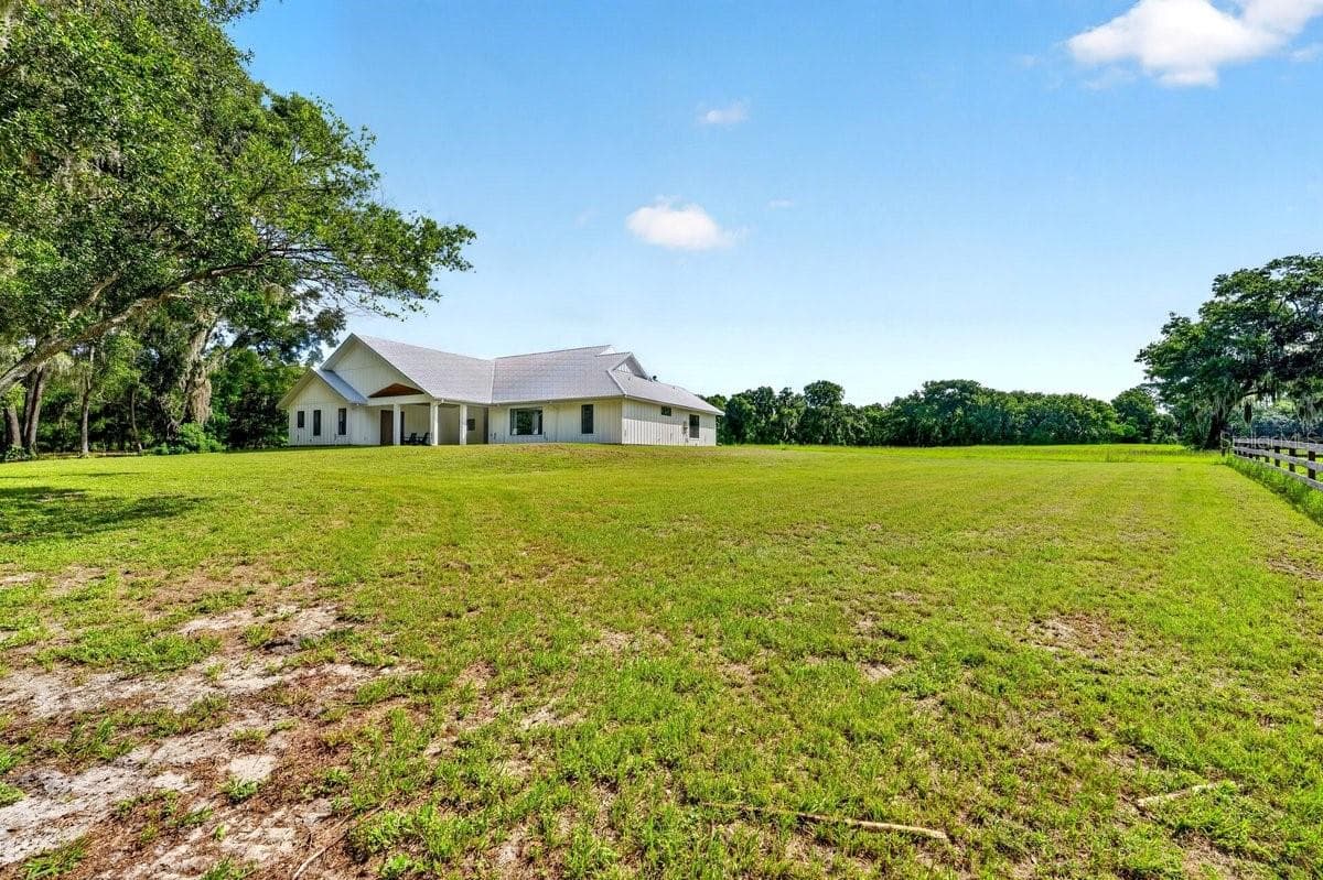 Single Family Residence at 1624 GREENS DAIRY RD, DELAND, photo 6 of 66