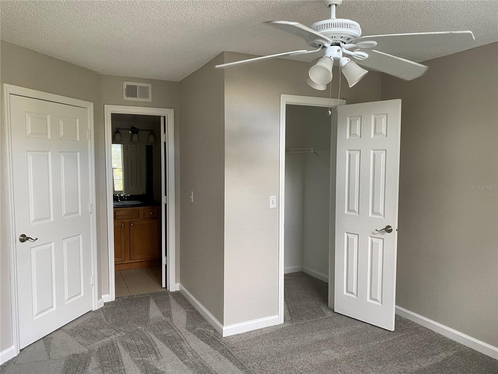 Condominium at 400 LAKE PLACID CT #104, ALTAMONTE SPRINGS, photo 9 of 19