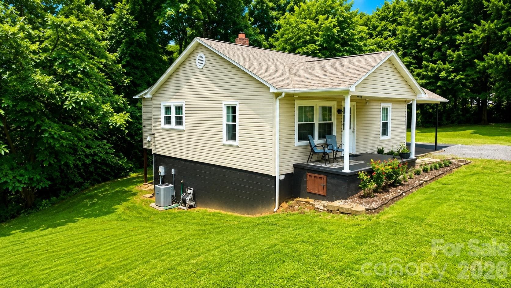 Single Family Residence at Morganton, photo 2 of 16