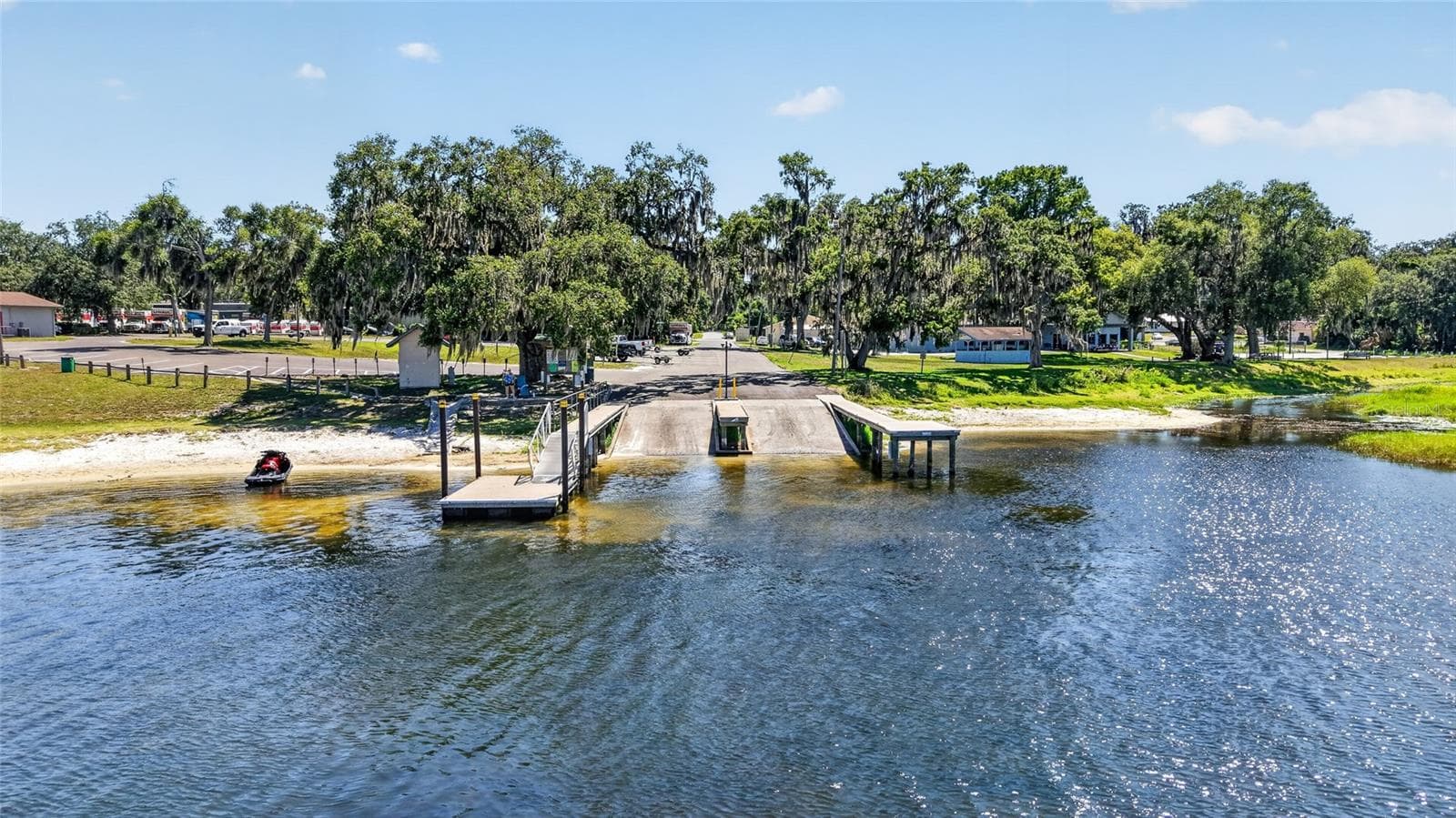 Near Boat Ramp & Hernando Lake Park - 3362 N CARL G ROSE HWY, HERNANDO