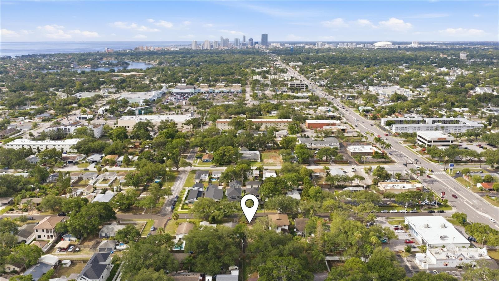 Single Family Residence at 331 43RD AVE N, ST PETERSBURG, photo 3 of 11