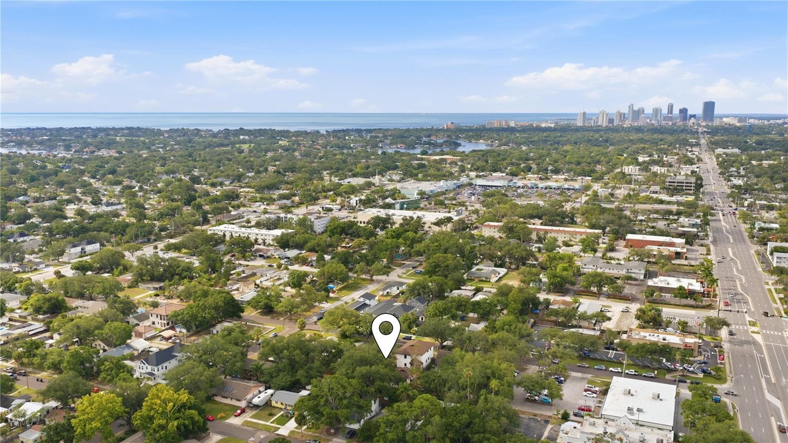 Single Family Residence at 331 43RD AVE N, ST PETERSBURG, photo 7 of 11