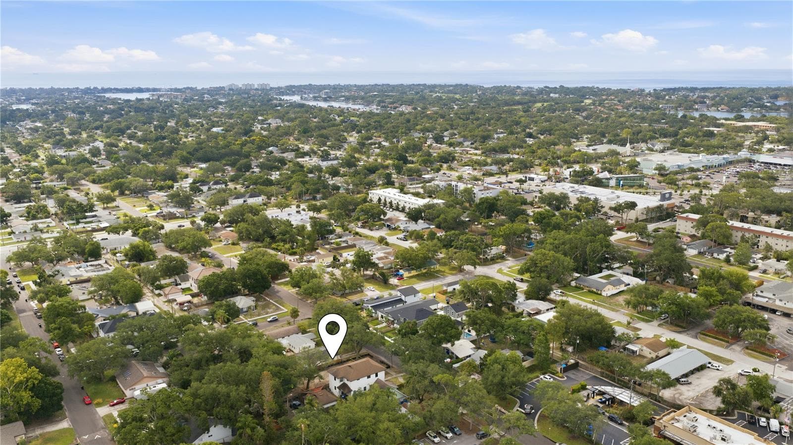 Single Family Residence at 331 43RD AVE N, ST PETERSBURG, photo 8 of 11