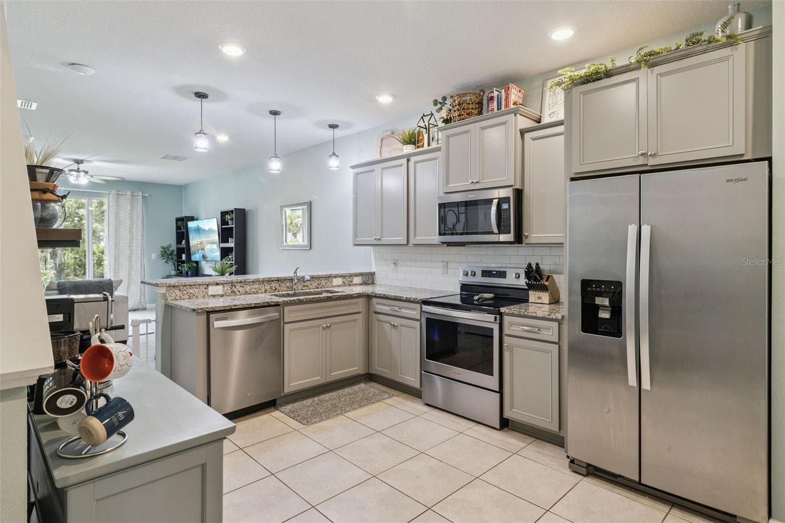 Townhouse at 5329 SYLVESTER LOOP, TAMPA, photo 11 of 32