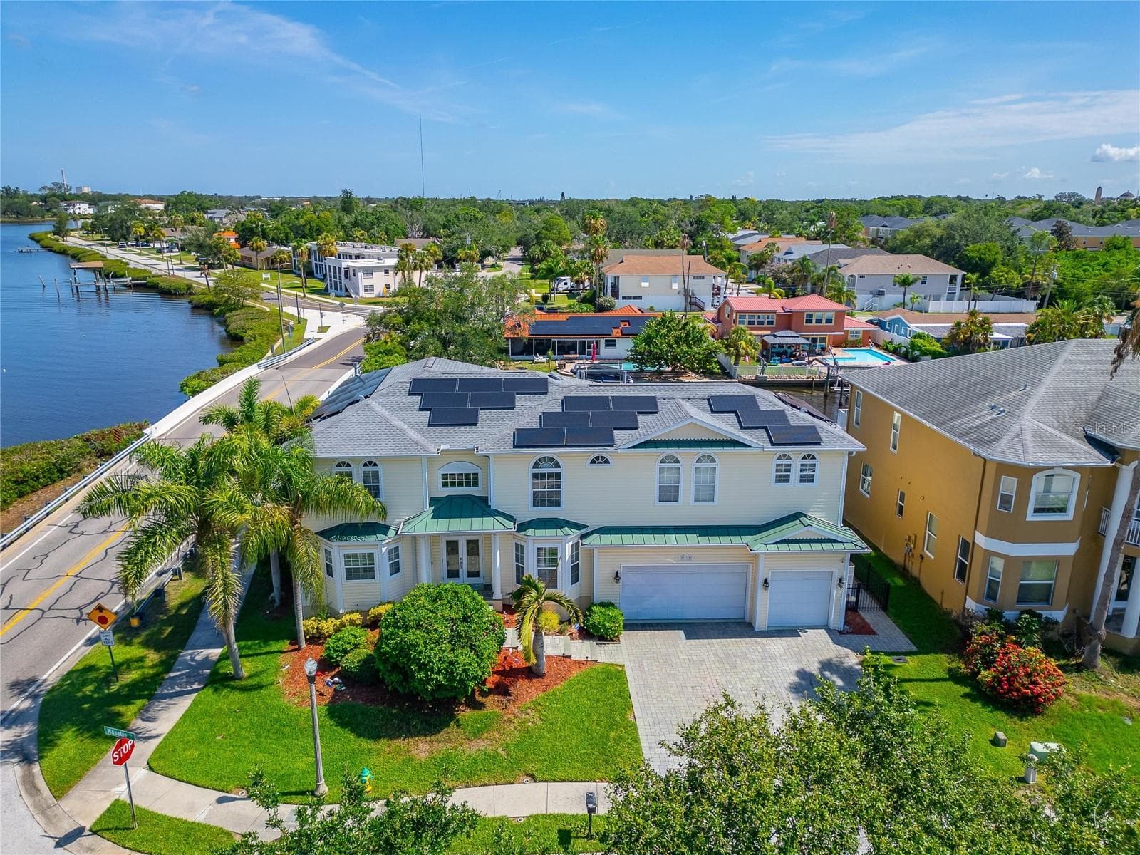 Single Family Residence at 339 MANATEE LN, TARPON SPRINGS, photo 2 of 36