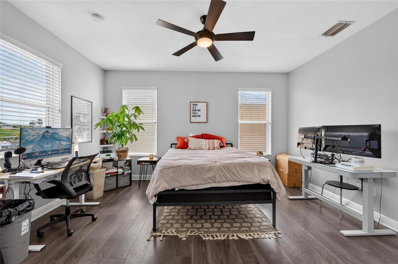 Single Family Residence at 339 MANATEE LN, TARPON SPRINGS, photo 32 of 36