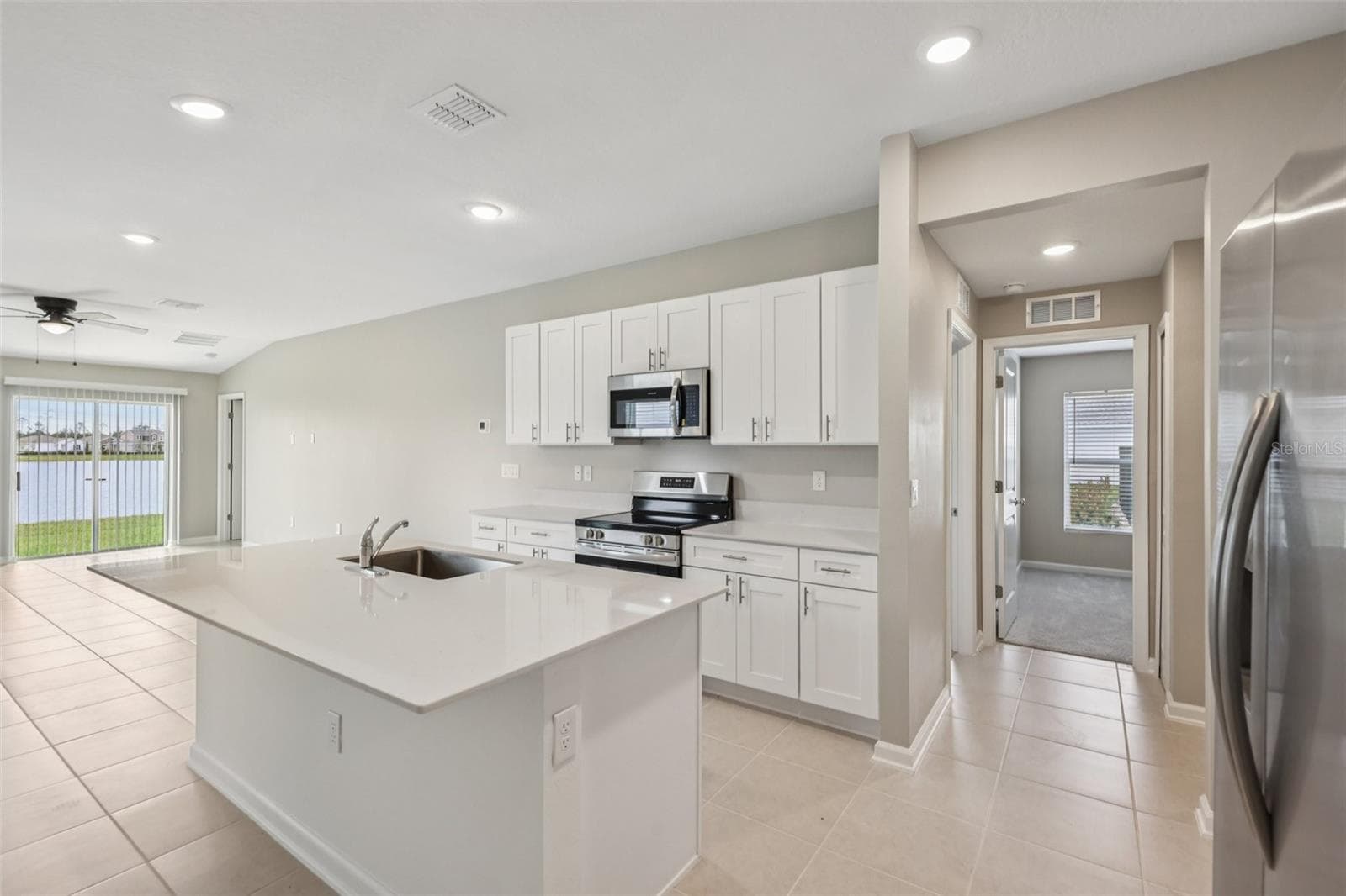 Single Family Residence at 1172 BELLE ISLE LN, DAYTONA BEACH, photo 5 of 25