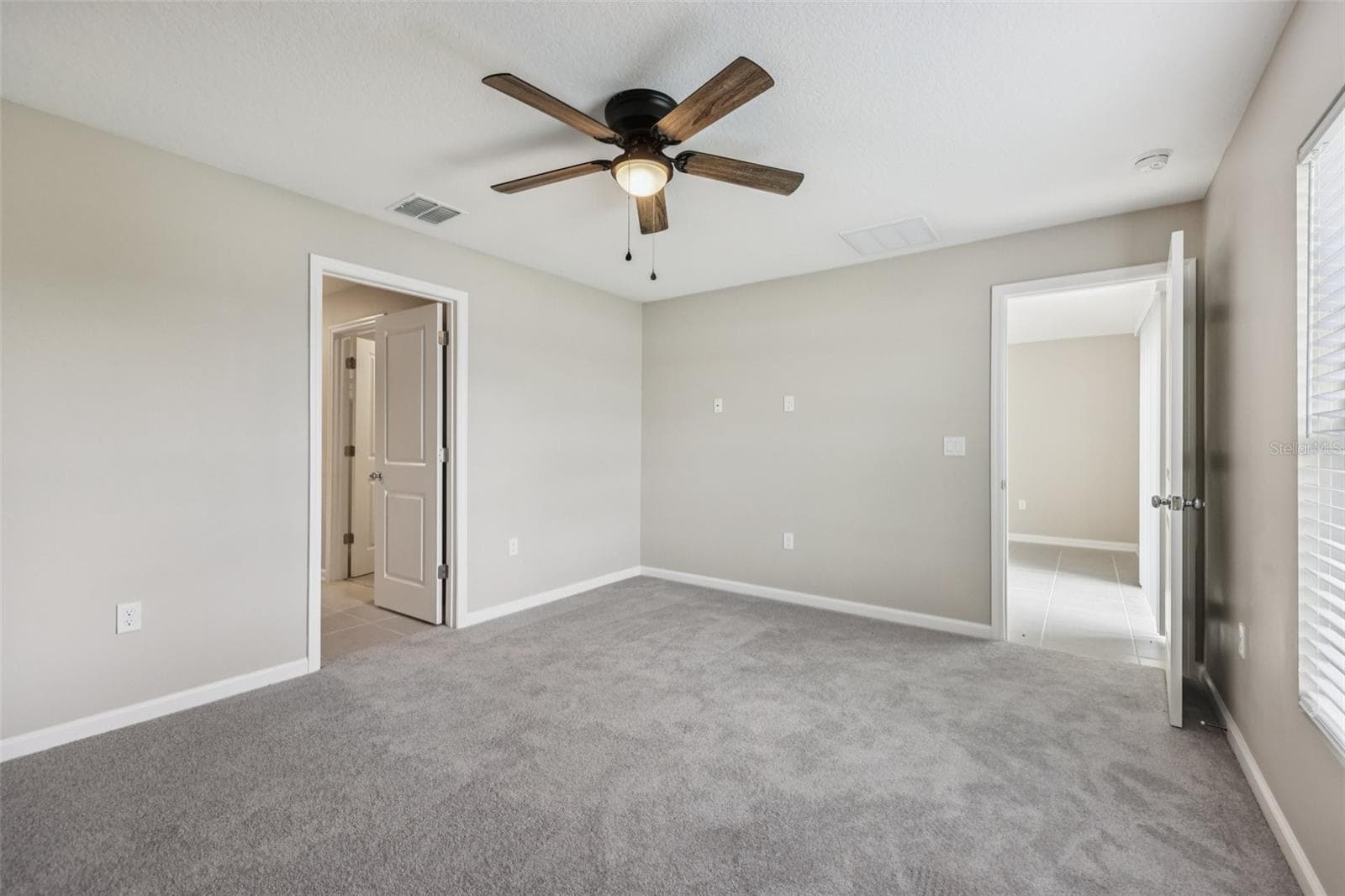 Single Family Residence at 1172 BELLE ISLE LN, DAYTONA BEACH, photo 11 of 25