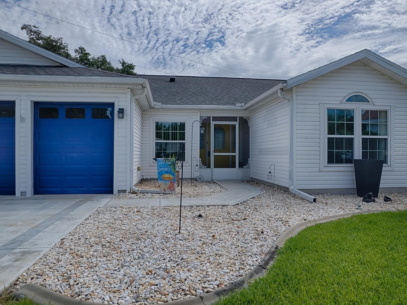 Single Family Residence at 3851 MANOR OAKS CT, LEESBURG, photo 2 of 47