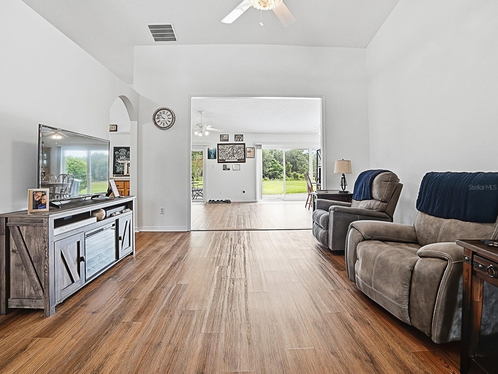 Living Room - 3851 MANOR OAKS CT, LEESBURG