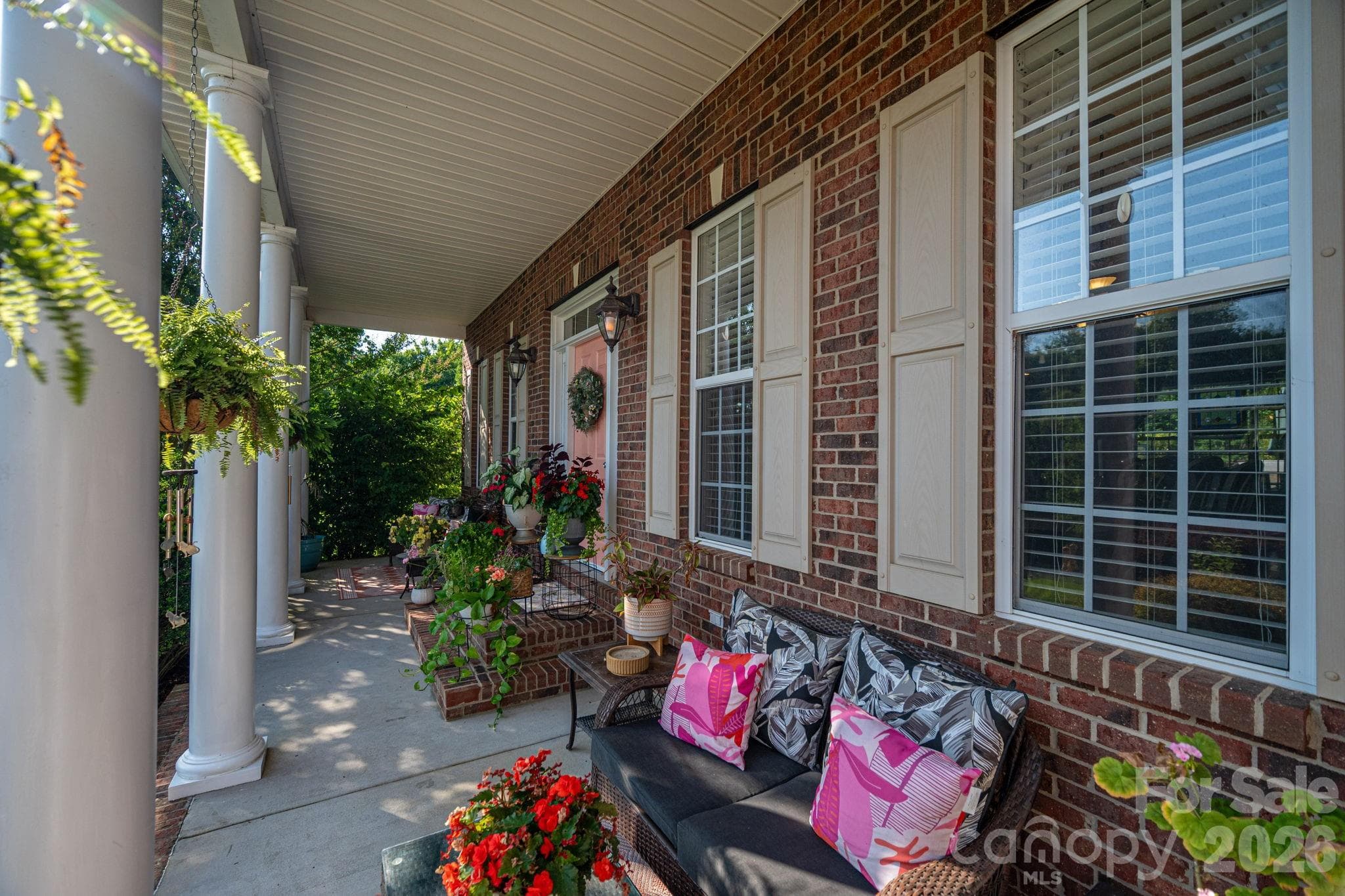 Single Family Residence at 961 Colleton Meadow Drive, Clover, photo 9 of 48