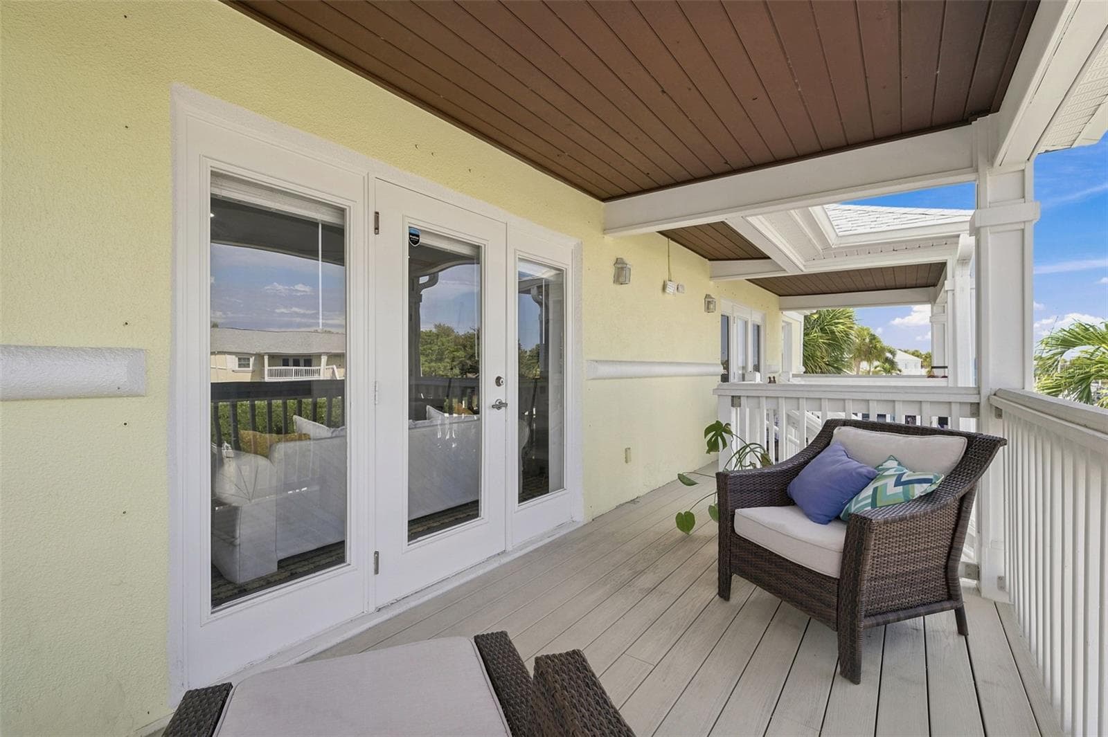 Condominium at 4725 COQUINA KEY DR SE #D, ST PETERSBURG, photo 24 of 49