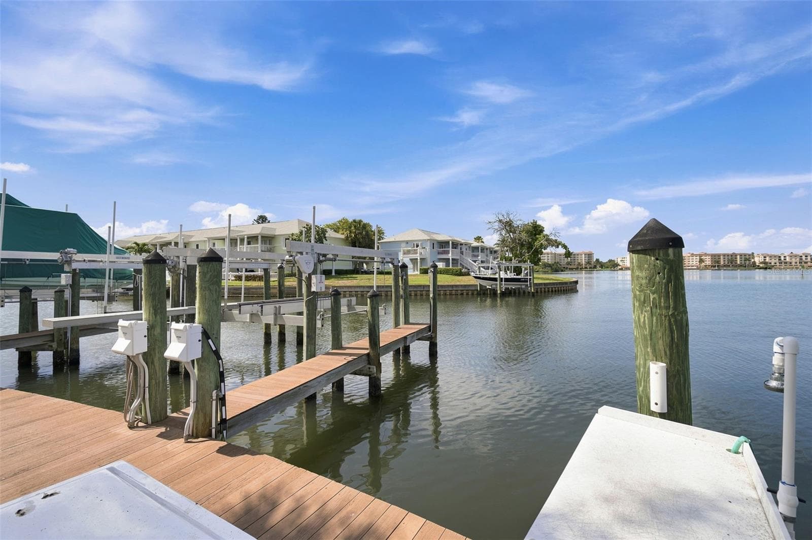 Condominium at 4725 COQUINA KEY DR SE #D, ST PETERSBURG, photo 28 of 49