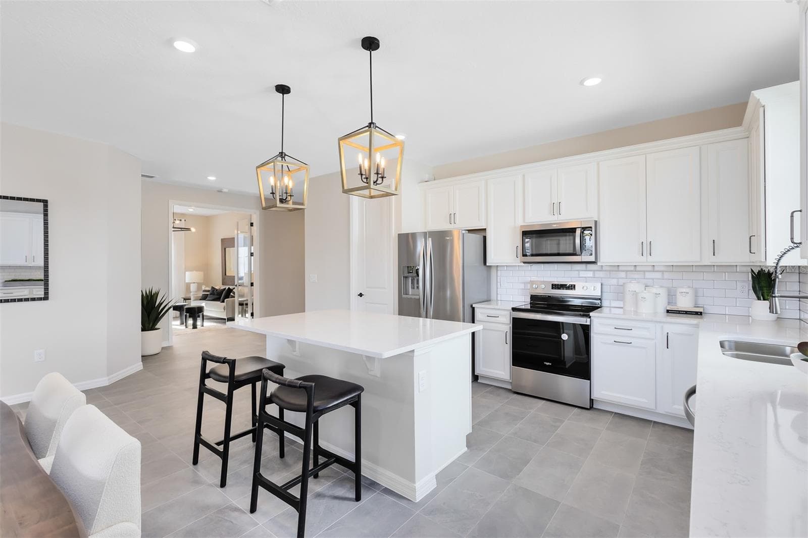 Model Home Design Only. Pictures and furnishings are for illustrative purposes only. Elevations, colors and options may vary. Furniture is for model home staging only. - 5679 FLAME VINE WAY, ST CLOUD