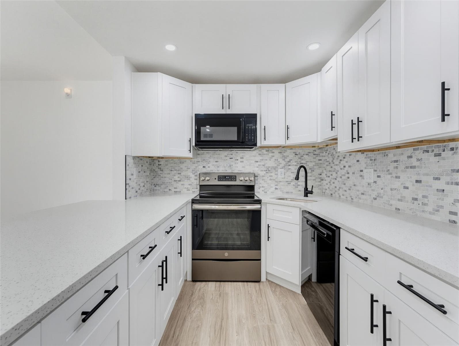Condominium at 1261 PINE RIDGE CIR W #D1, TARPON SPRINGS, photo 5 of 26