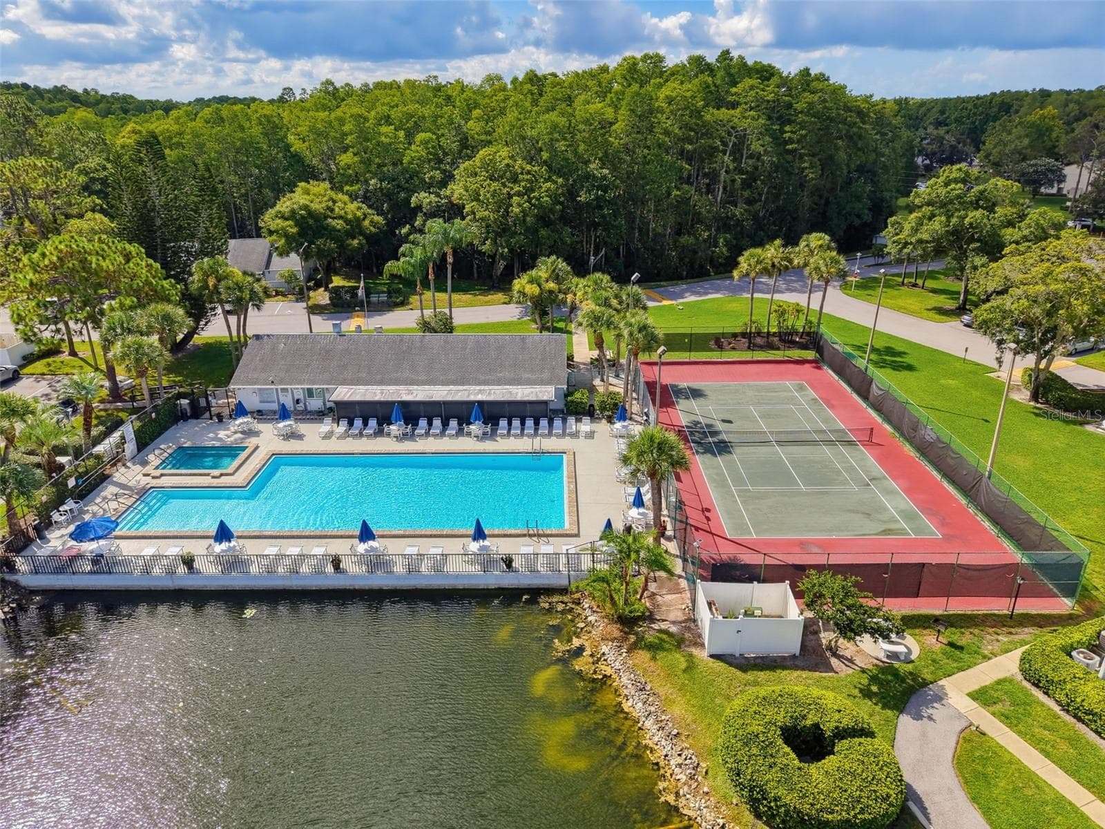 Condominium at 1261 PINE RIDGE CIR W #D1, TARPON SPRINGS, photo 22 of 26