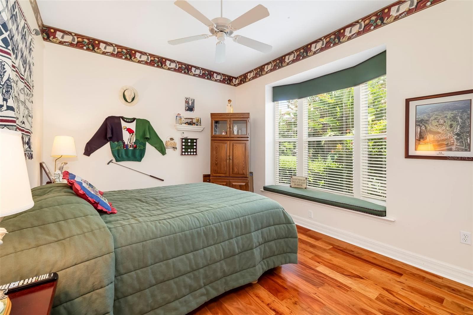 Golf themed-2nd bedroom - 2528 TOM MORRIS DR, SARASOTA