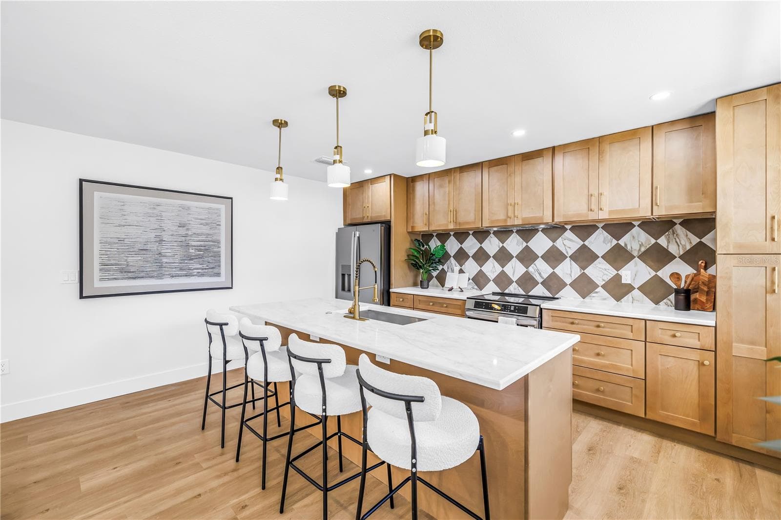 Single Family Residence at 1221 36TH TER N, ST PETERSBURG, photo 12 of 43