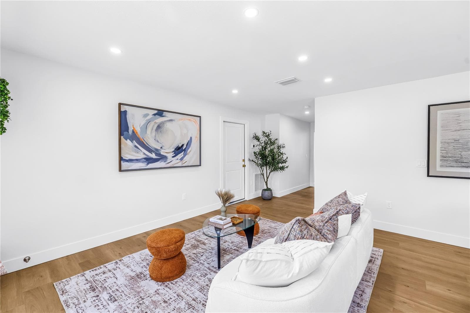 Single Family Residence at 1221 36TH TER N, ST PETERSBURG, photo 13 of 43
