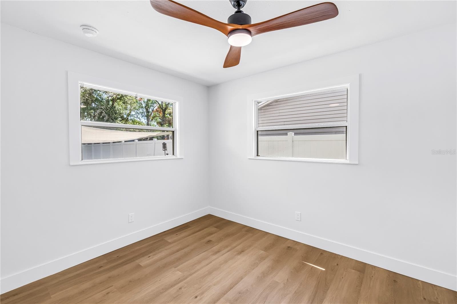 Single Family Residence at 1221 36TH TER N, ST PETERSBURG, photo 22 of 43