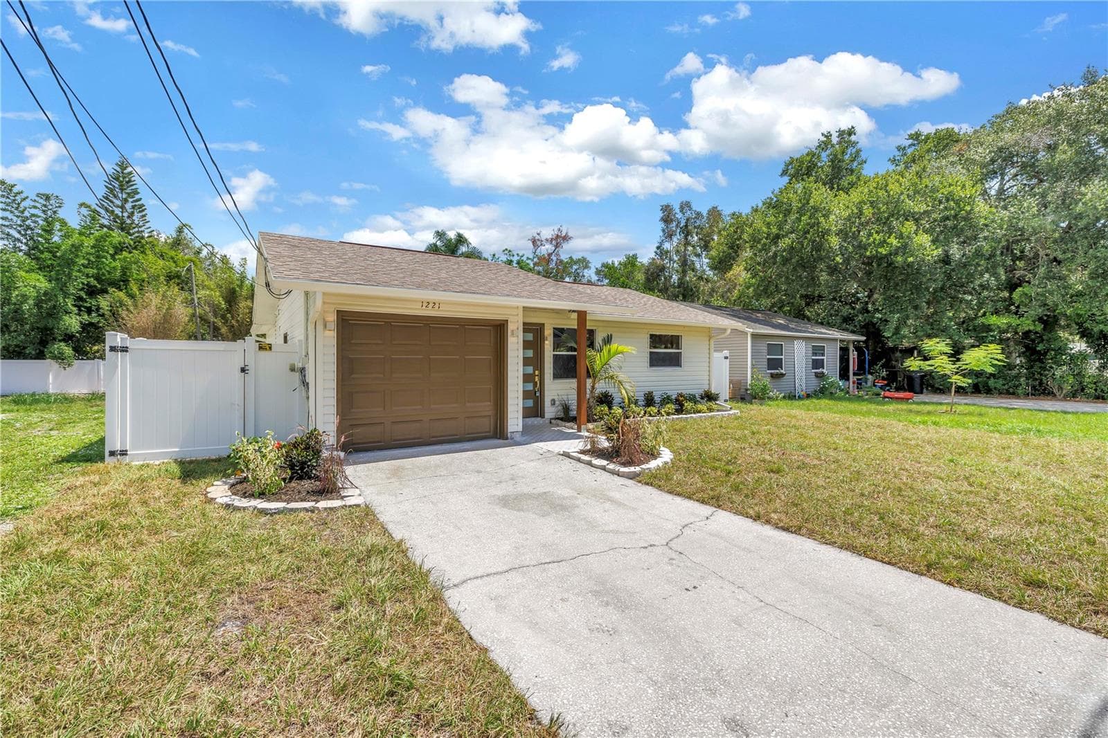 Single Family Residence at 1221 36TH TER N, ST PETERSBURG, photo 42 of 43