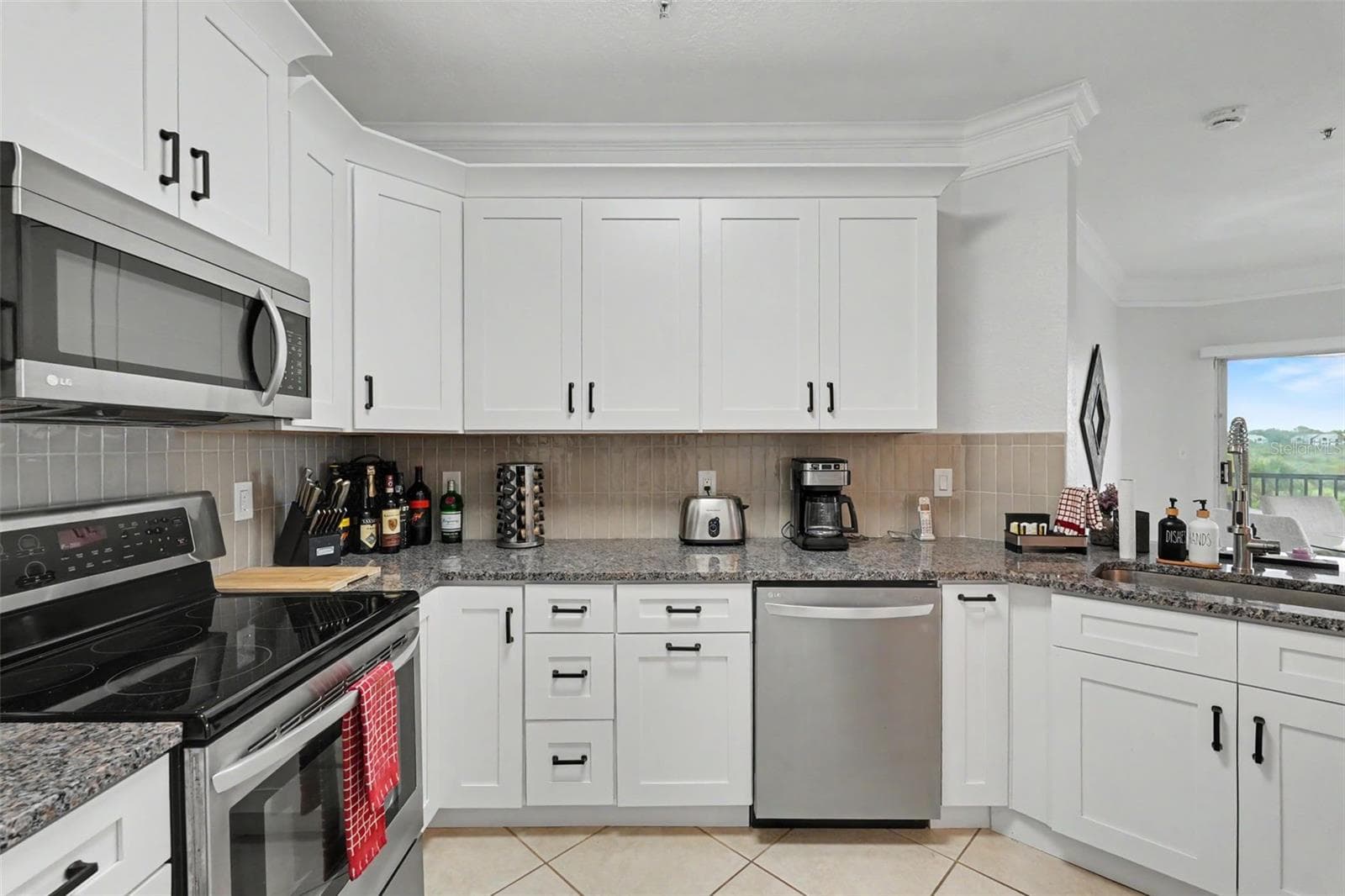 Condominium at 4306 BAYSIDE VILLAGE DR #301, TAMPA, photo 9 of 26
