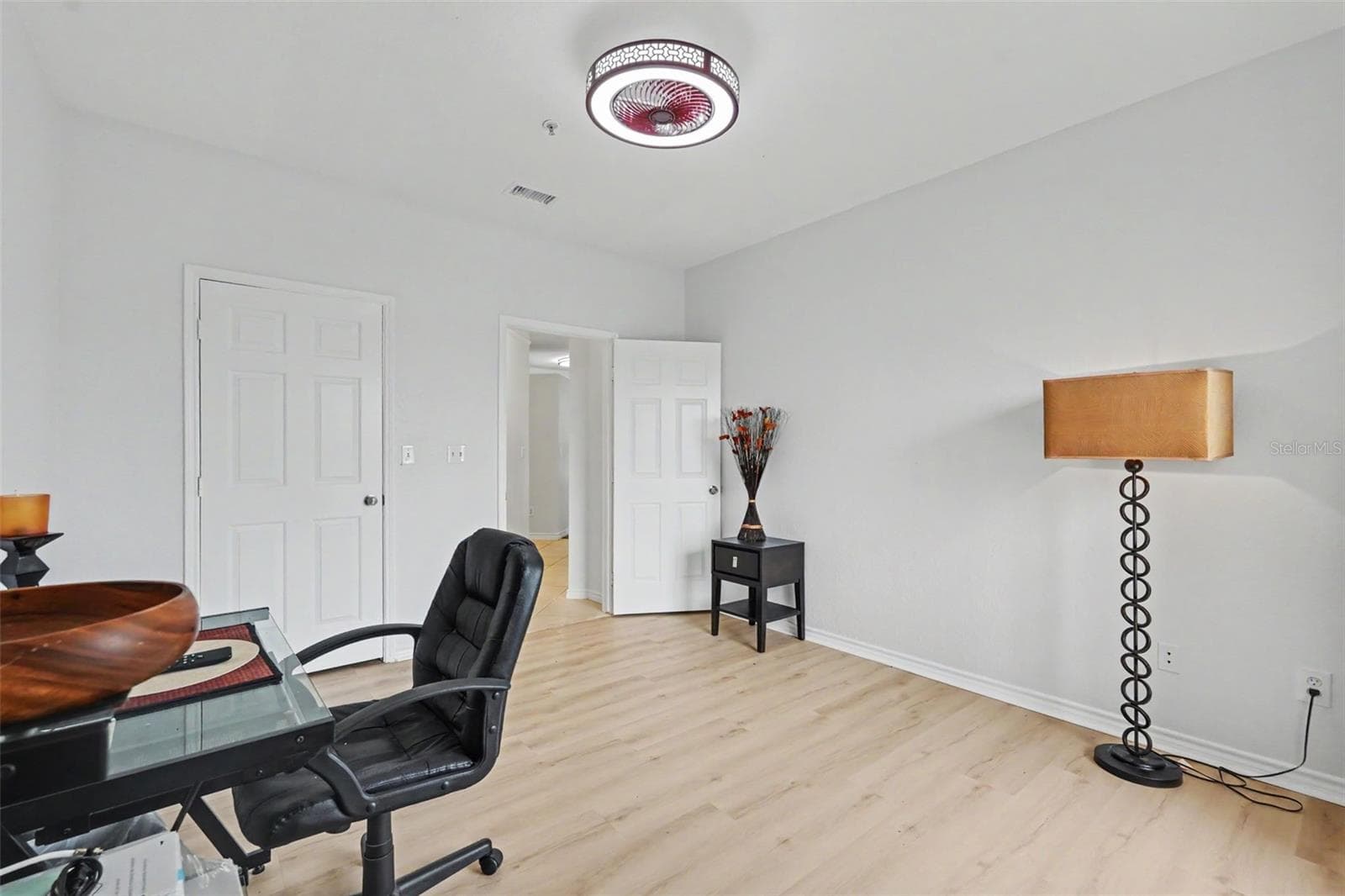 Condominium at 4306 BAYSIDE VILLAGE DR #301, TAMPA, photo 16 of 26