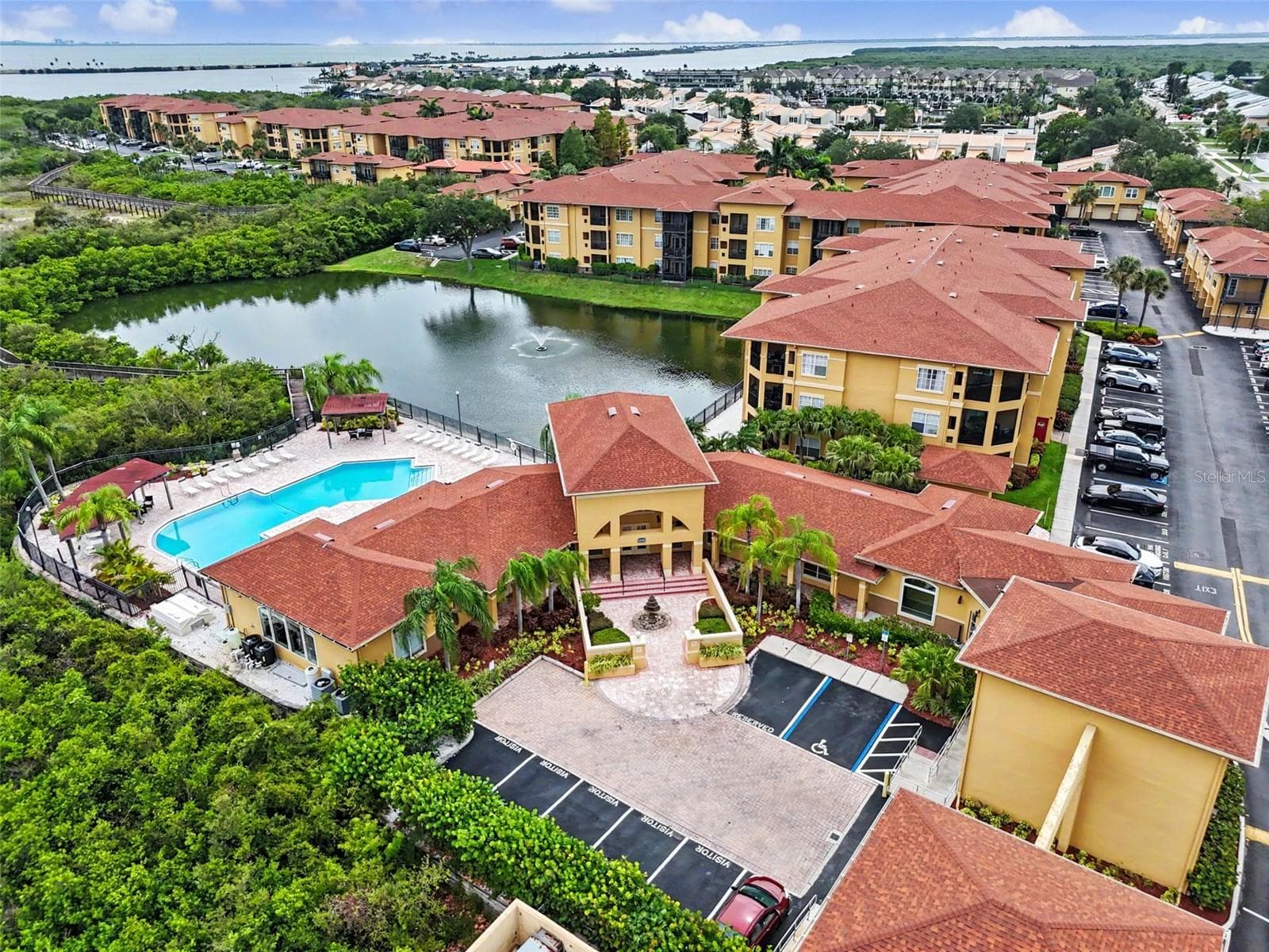 Condominium at 4306 BAYSIDE VILLAGE DR #301, TAMPA, photo 22 of 26