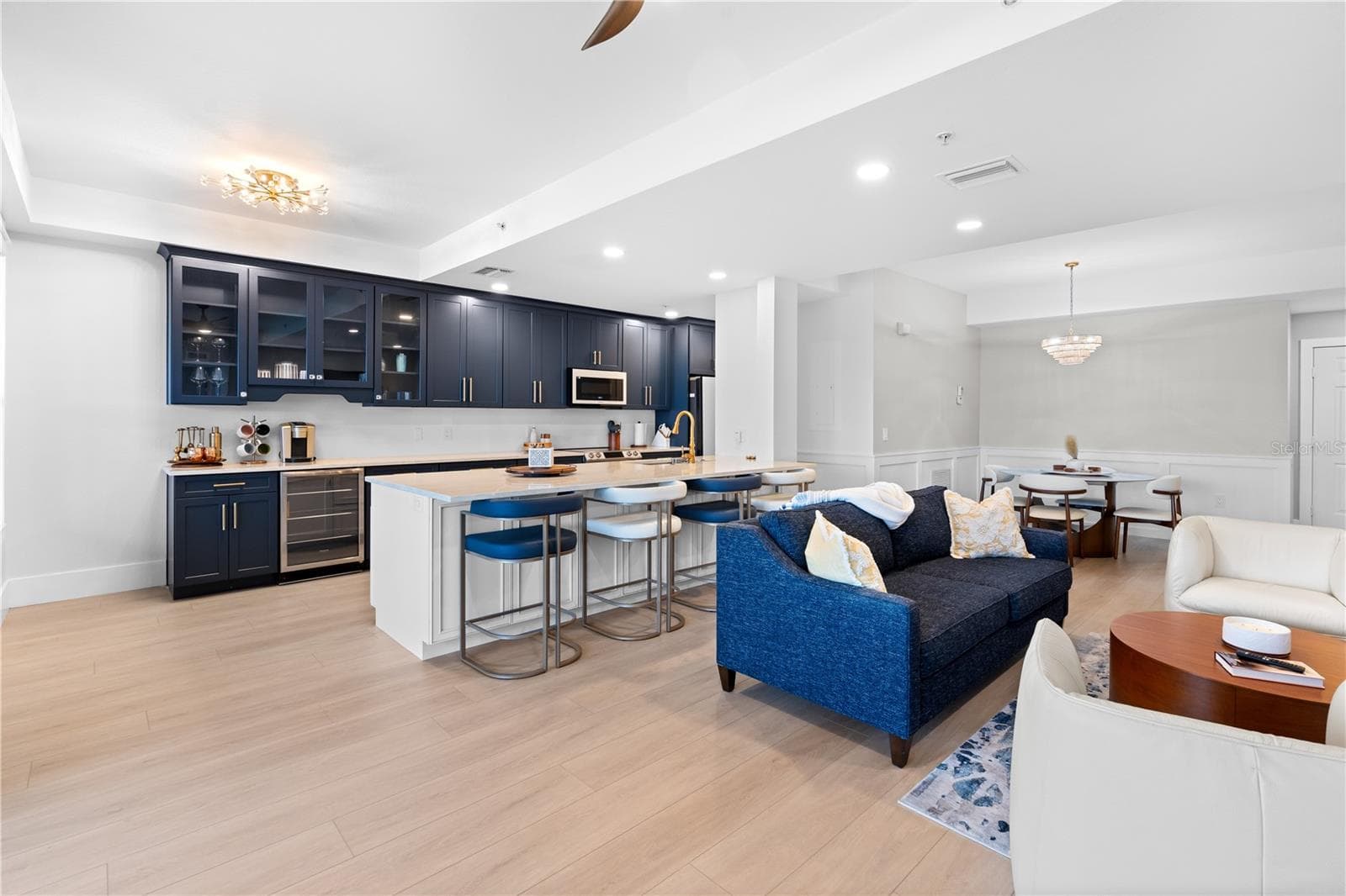 Condominium at 380 STELLA MARIS DR N #2602, NAPLES, photo 10 of 39
