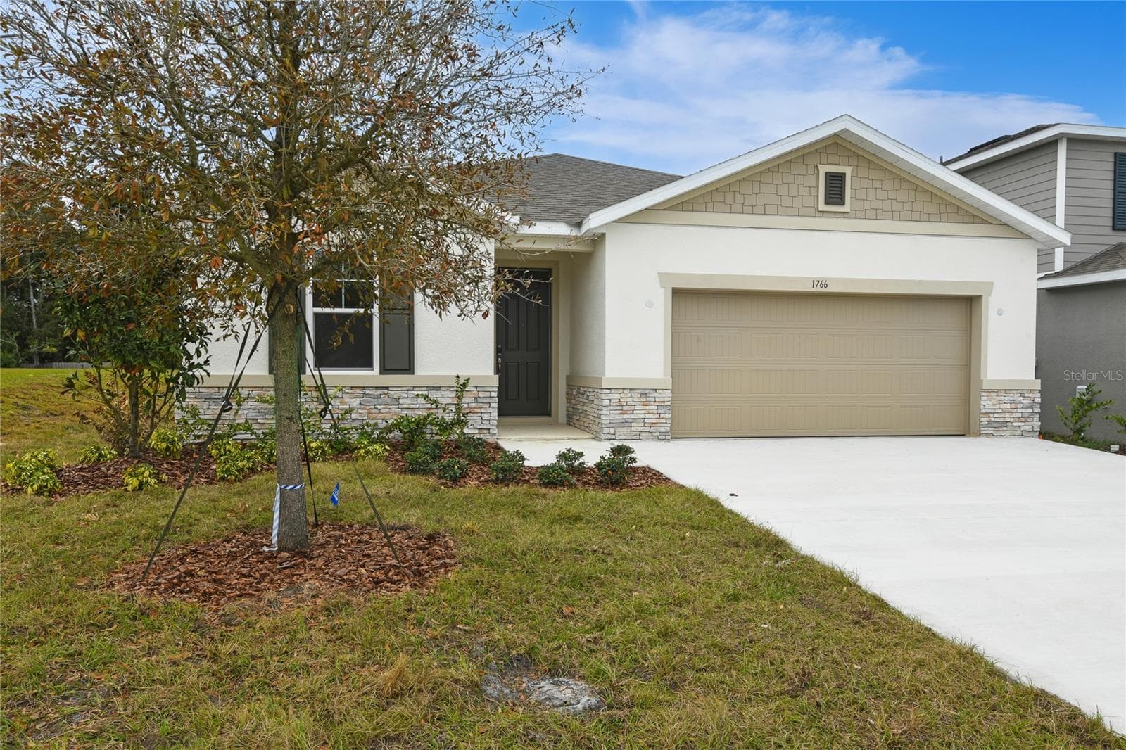 Single Family Residence at 1766 CARNELIAN ST, DELAND, photo 2 of 20